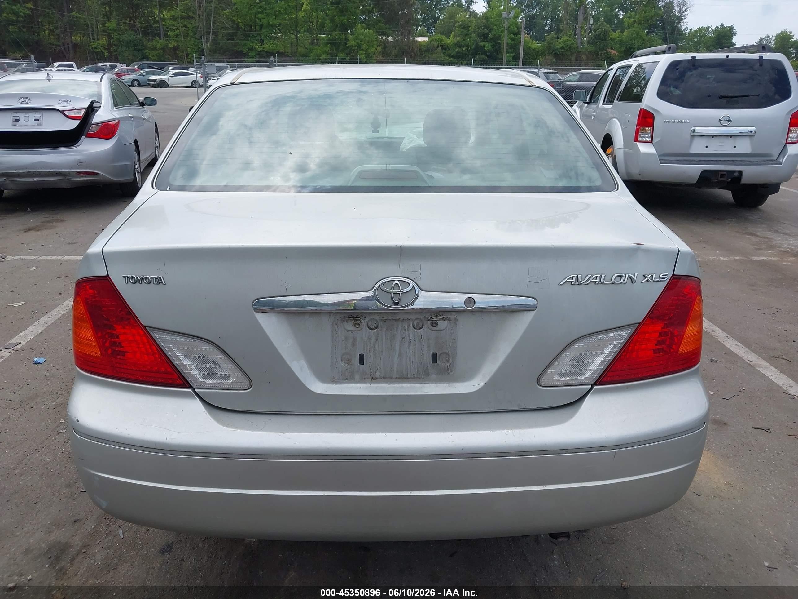 2002 Toyota Avalon Xls Silver vin: 4T1BF28B52U243884