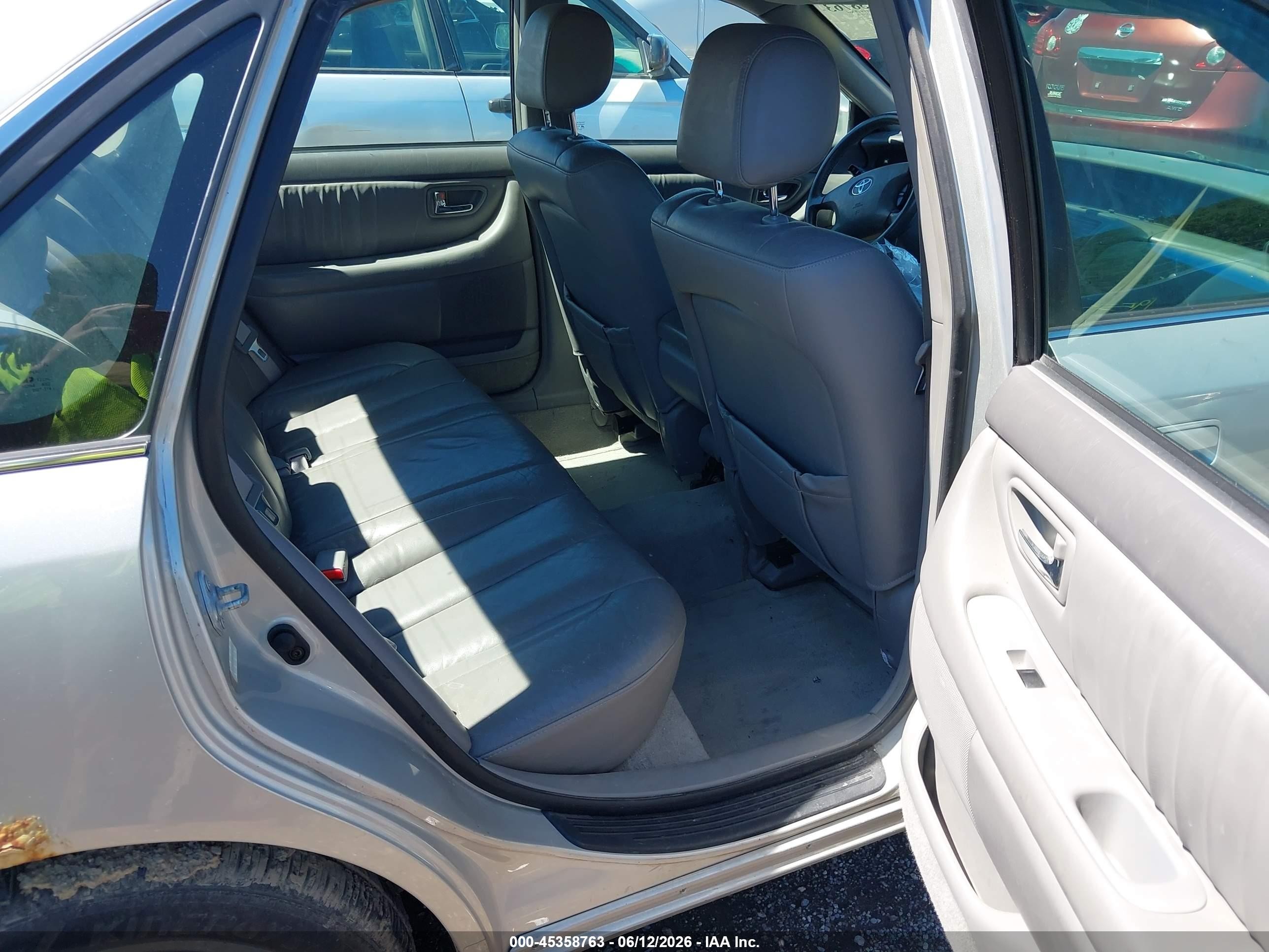 2002 Toyota Avalon Xl Silver vin: 4T1BF28B52U256456