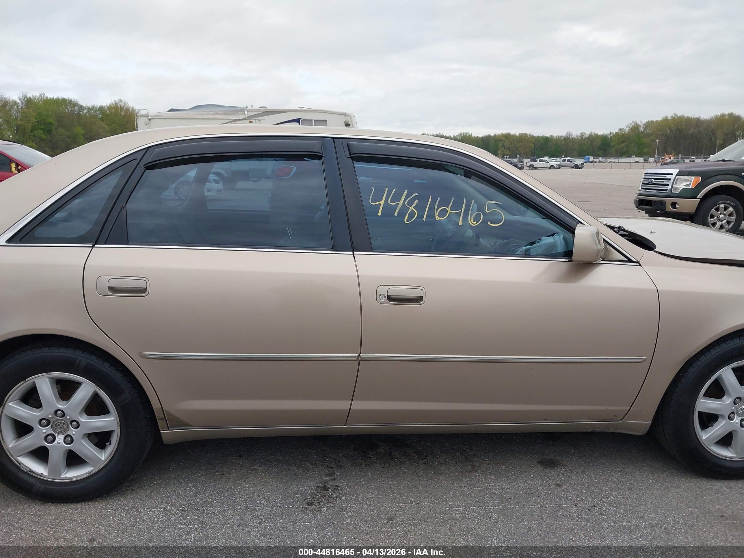 2002 Toyota Avalon Xls Gold vin: 4T1BF28B52U258370