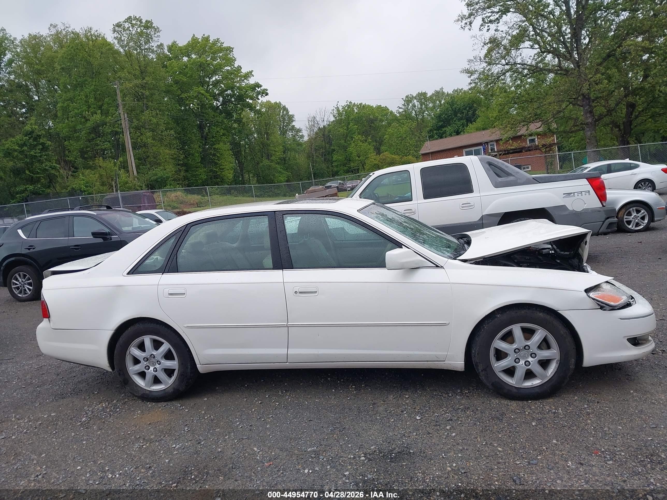 2003 Toyota Avalon Xl/xls Белый vin: 4T1BF28B53U273498