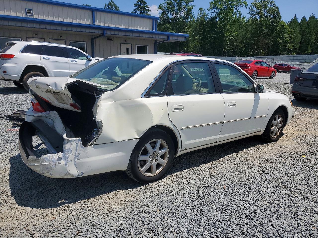 2003 Toyota Alavon Белый vin: 4T1BF28B53U310033