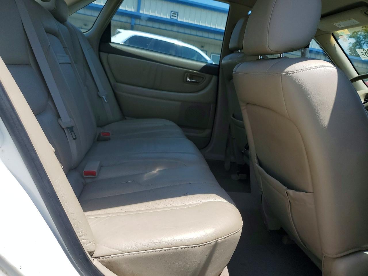 2003 Toyota Alavon Белый vin: 4T1BF28B53U310033