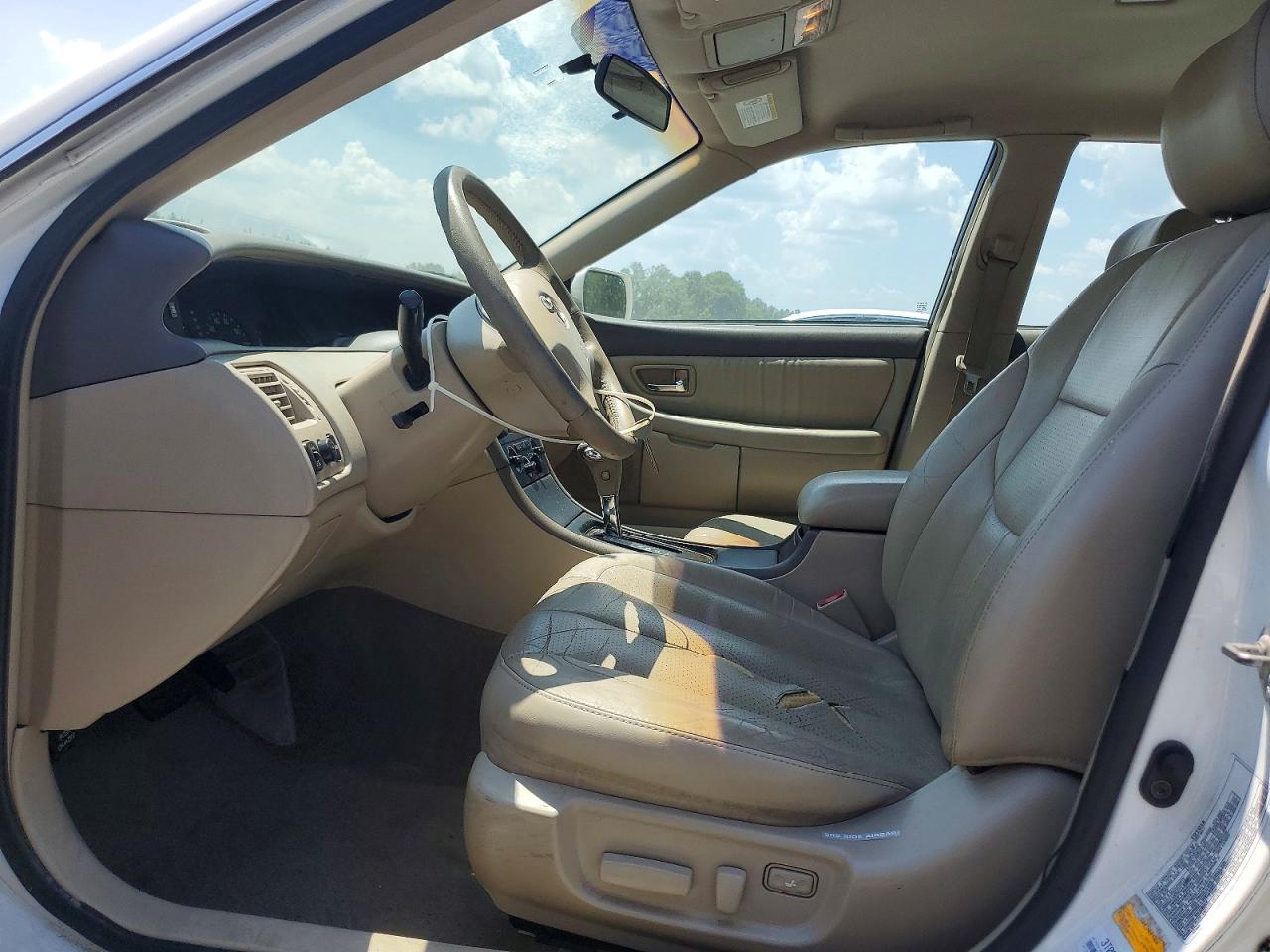 2003 Toyota Alavon Белый vin: 4T1BF28B53U310033