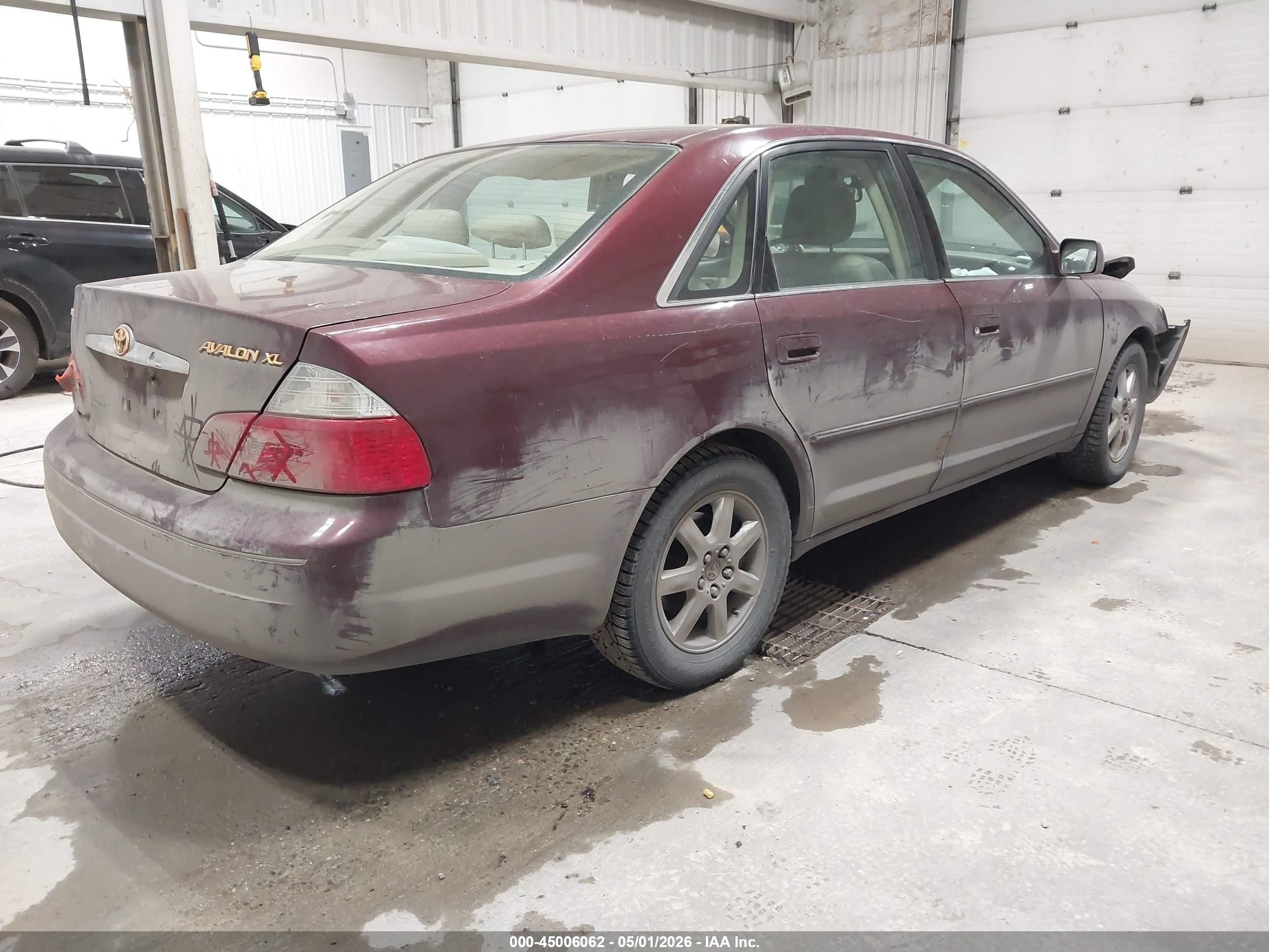 2003 Toyota Avalon Xl/xls Бордовый vin: 4T1BF28B53U320612