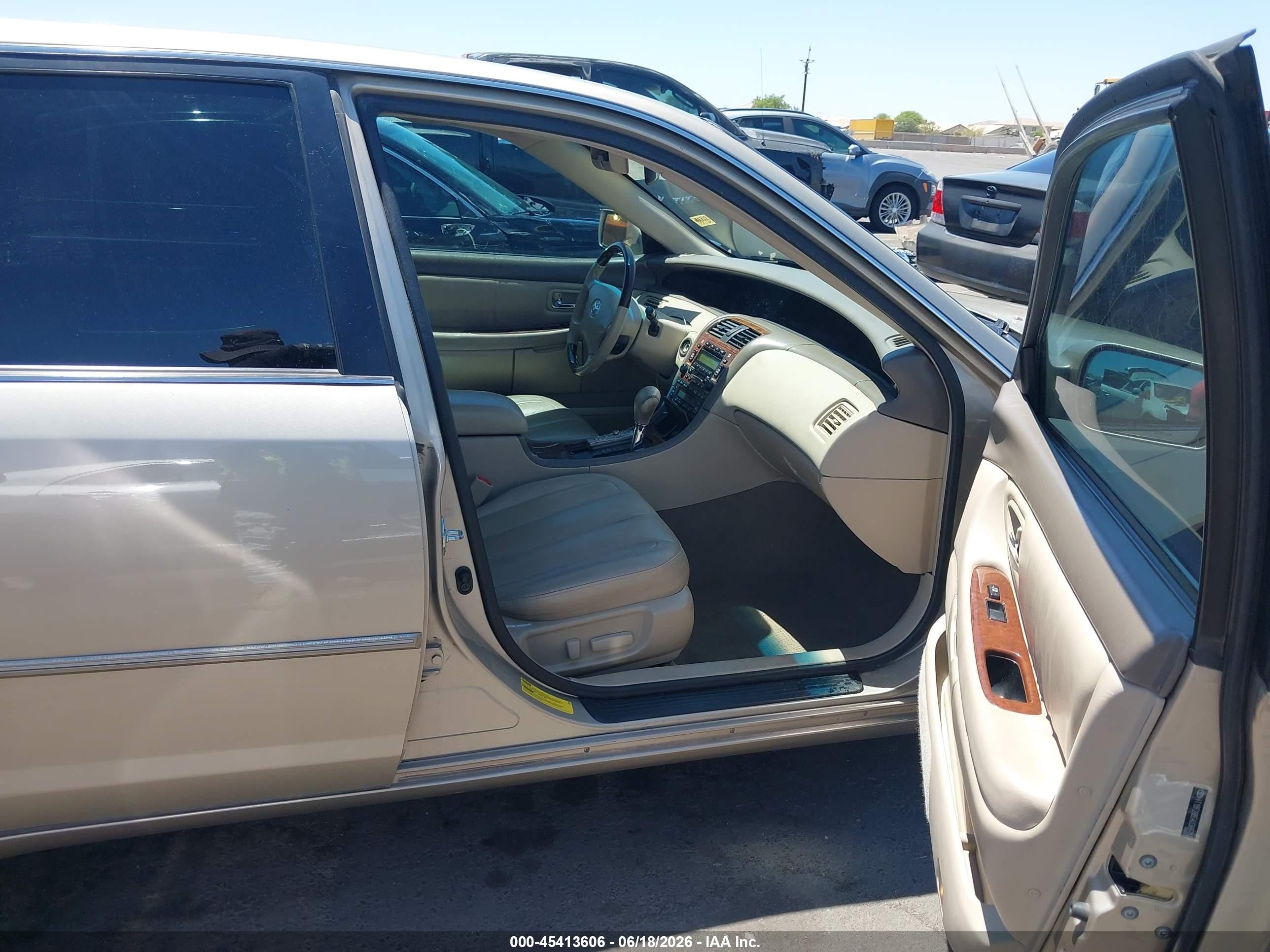 2004 Toyota Avalon Xls Gold vin: 4T1BF28B54U388717