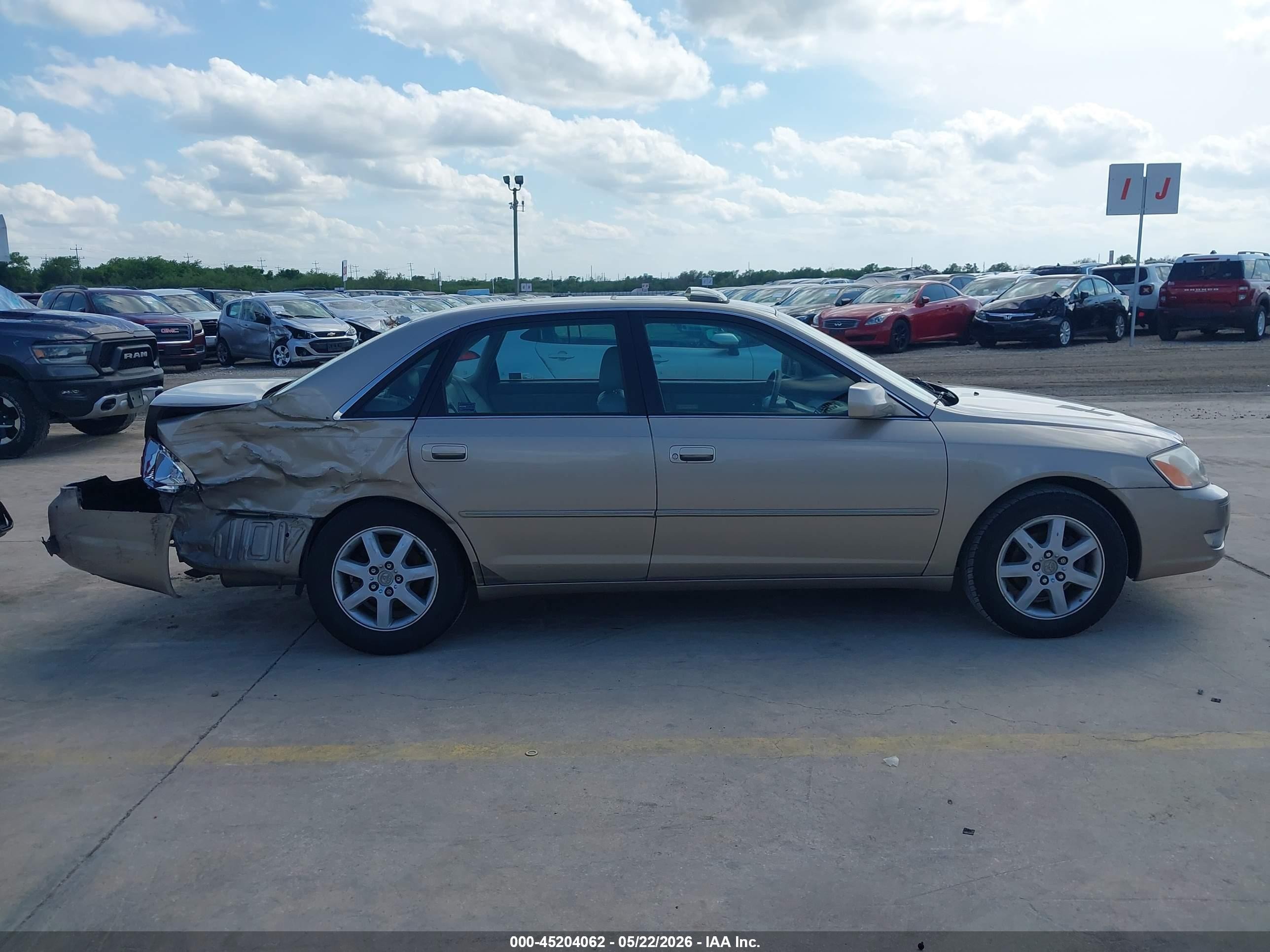 2000 Toyota Avalon Xls Золотой vin: 4T1BF28B5YU048702