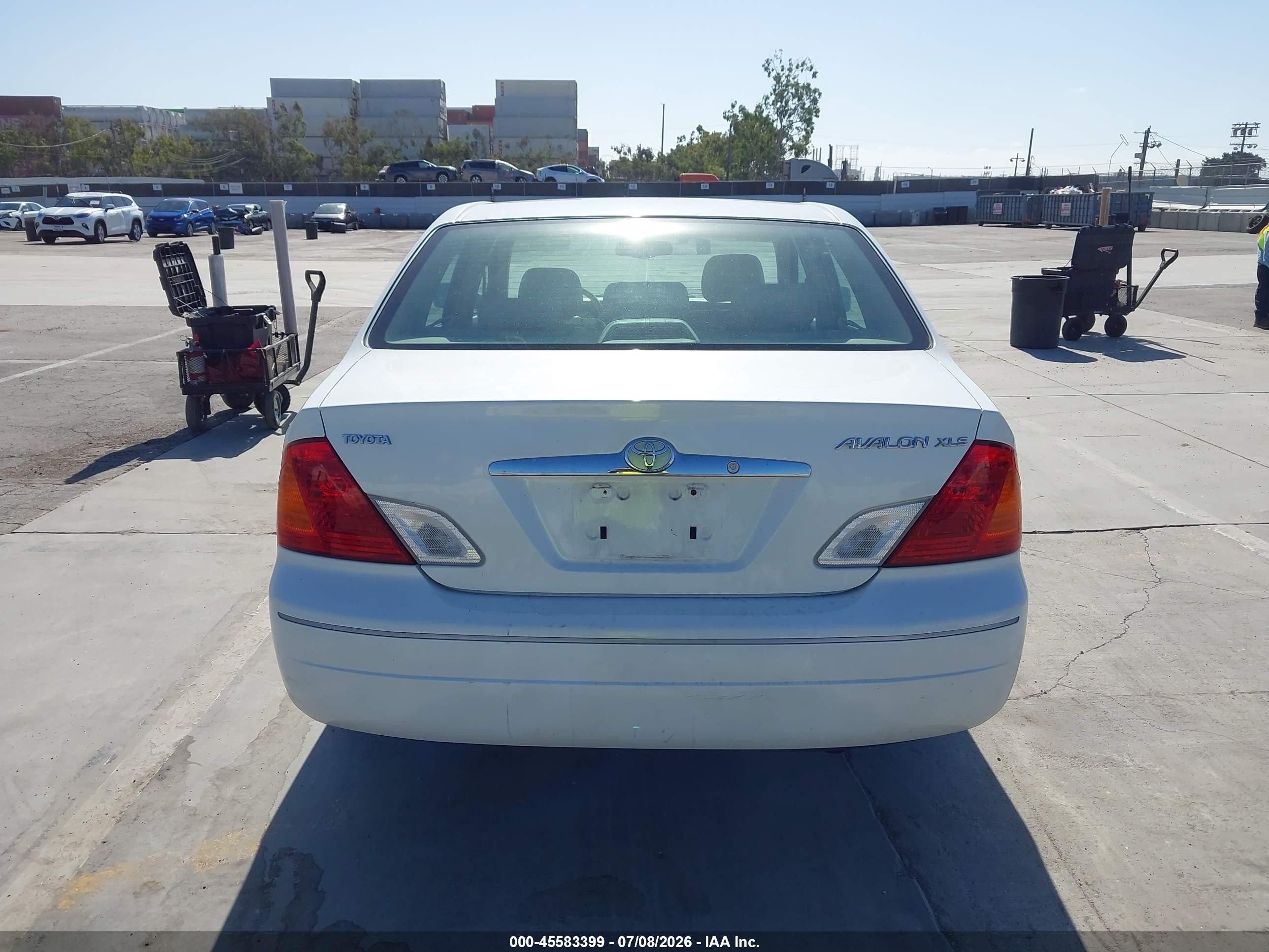 2001 Toyota Avalon Xls White vin: 4T1BF28B61U193754