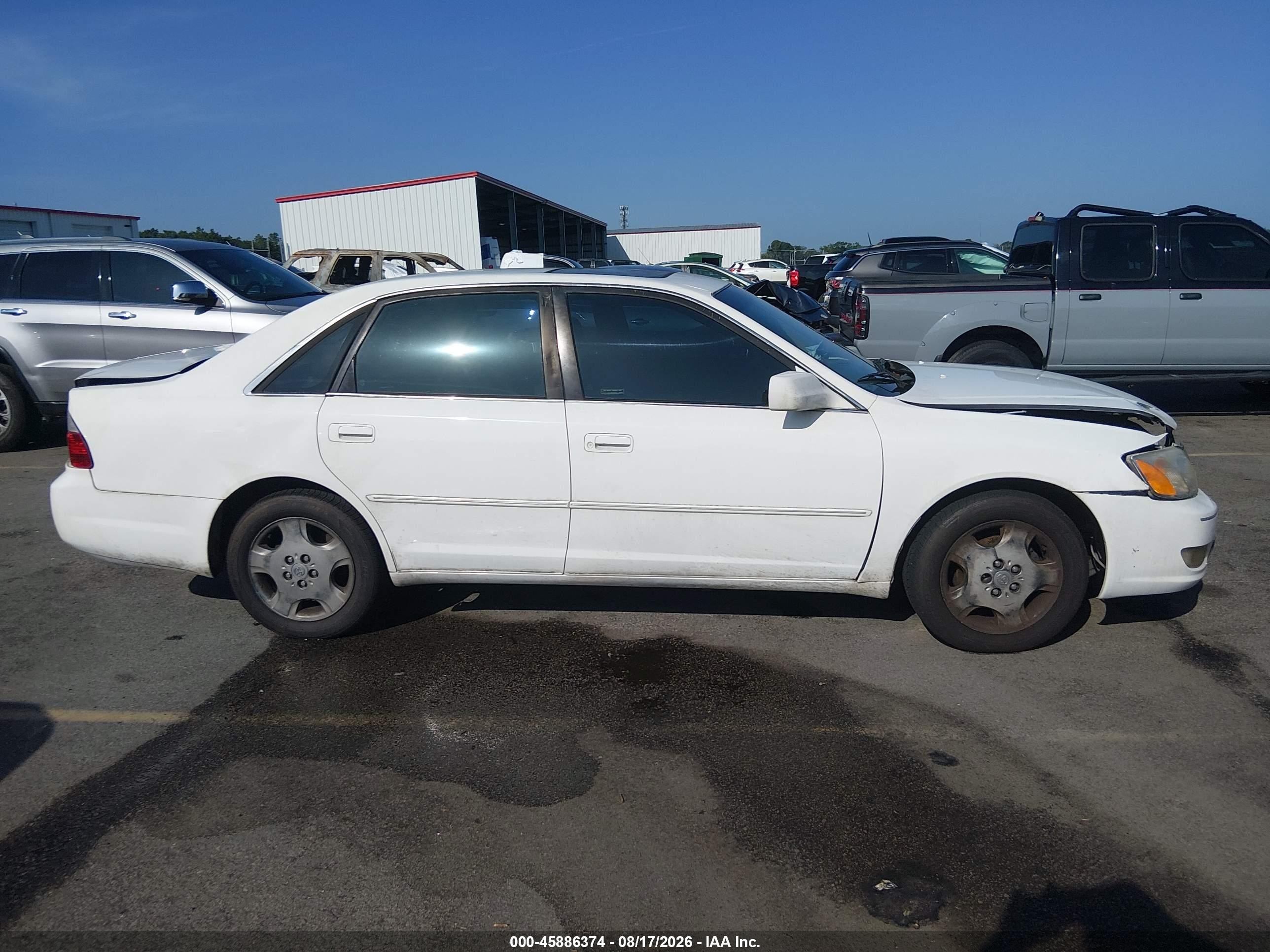 2003 Toyota Avalon Xls White vin: 4T1BF28B63U270660
