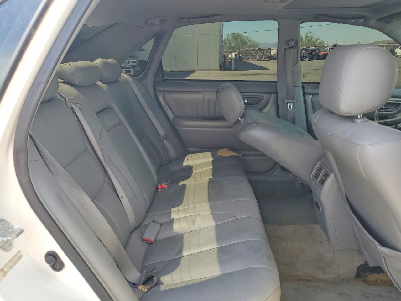 2004 Toyota Avalon Xls White vin: 4T1BF28B64U347612
