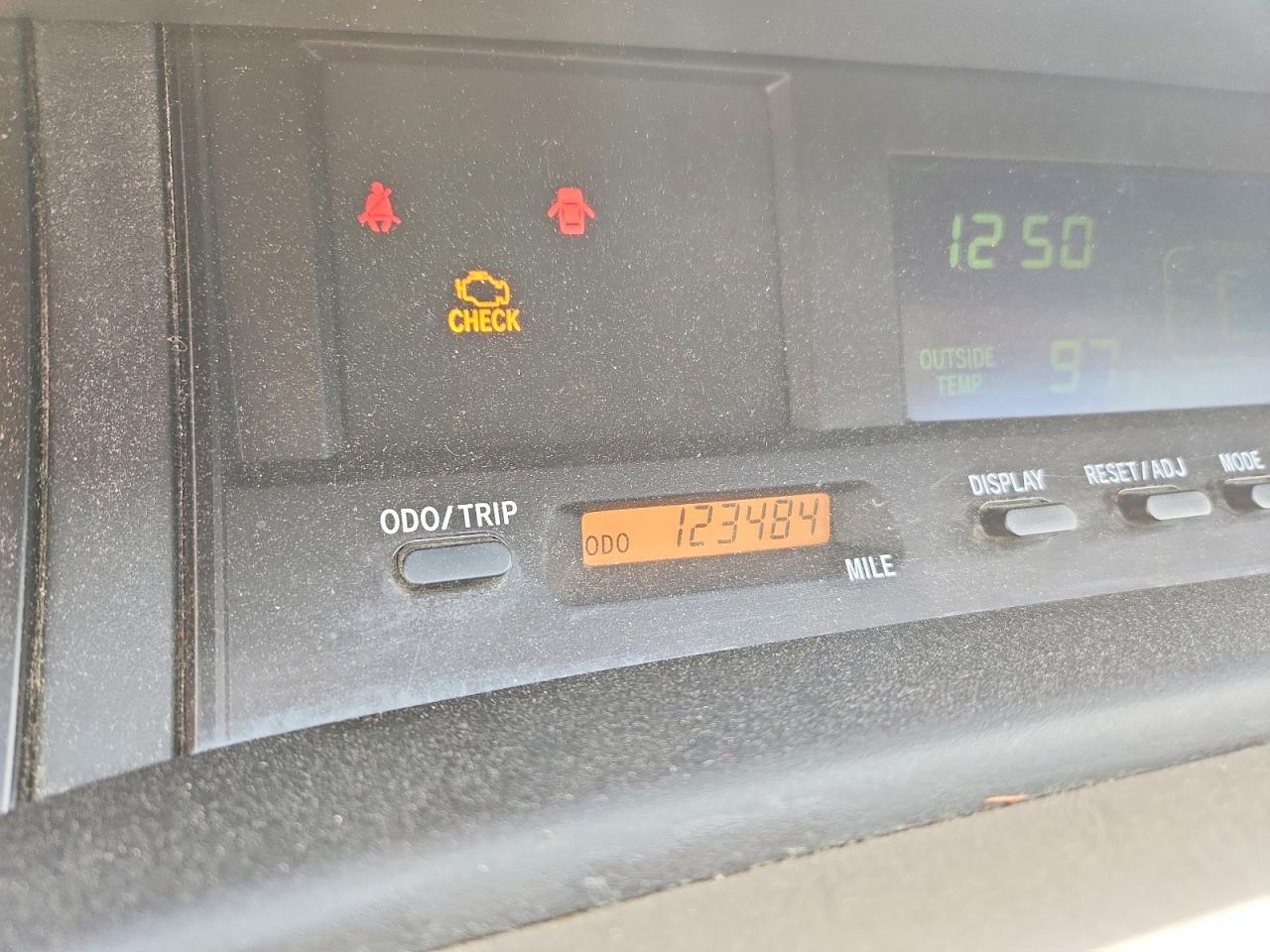 2000 Toyota Avalon Xls White vin: 4T1BF28B6YU020276