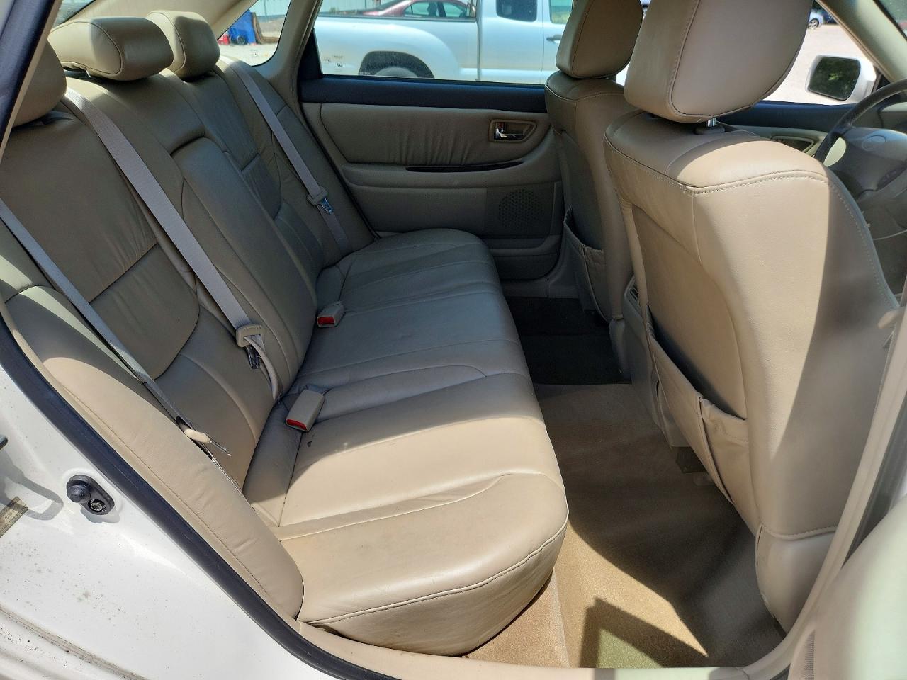 2000 Toyota Avalon Xls White vin: 4T1BF28B6YU020276