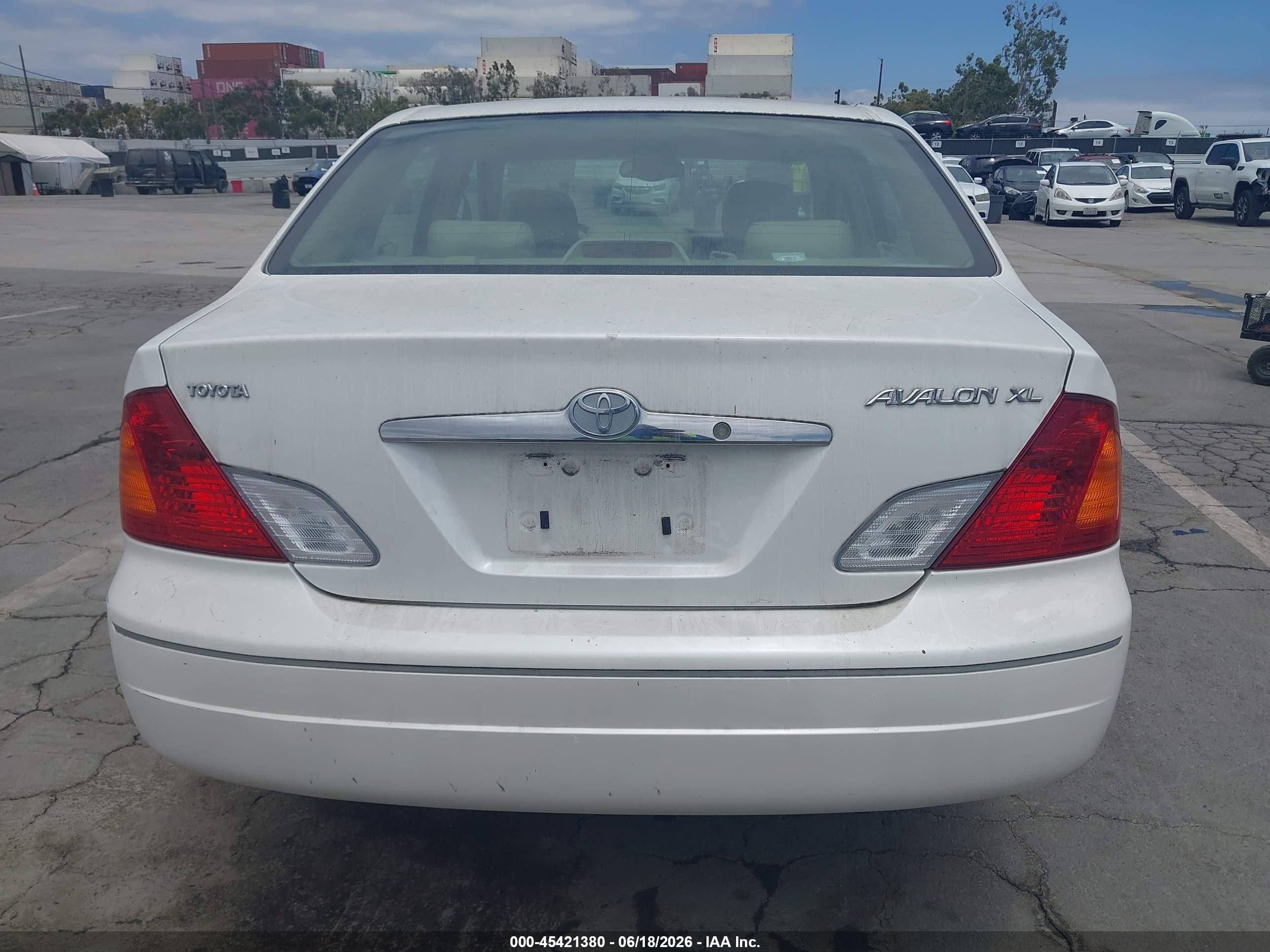 2000 Toyota Avalon Xl White vin: 4T1BF28B6YU082650