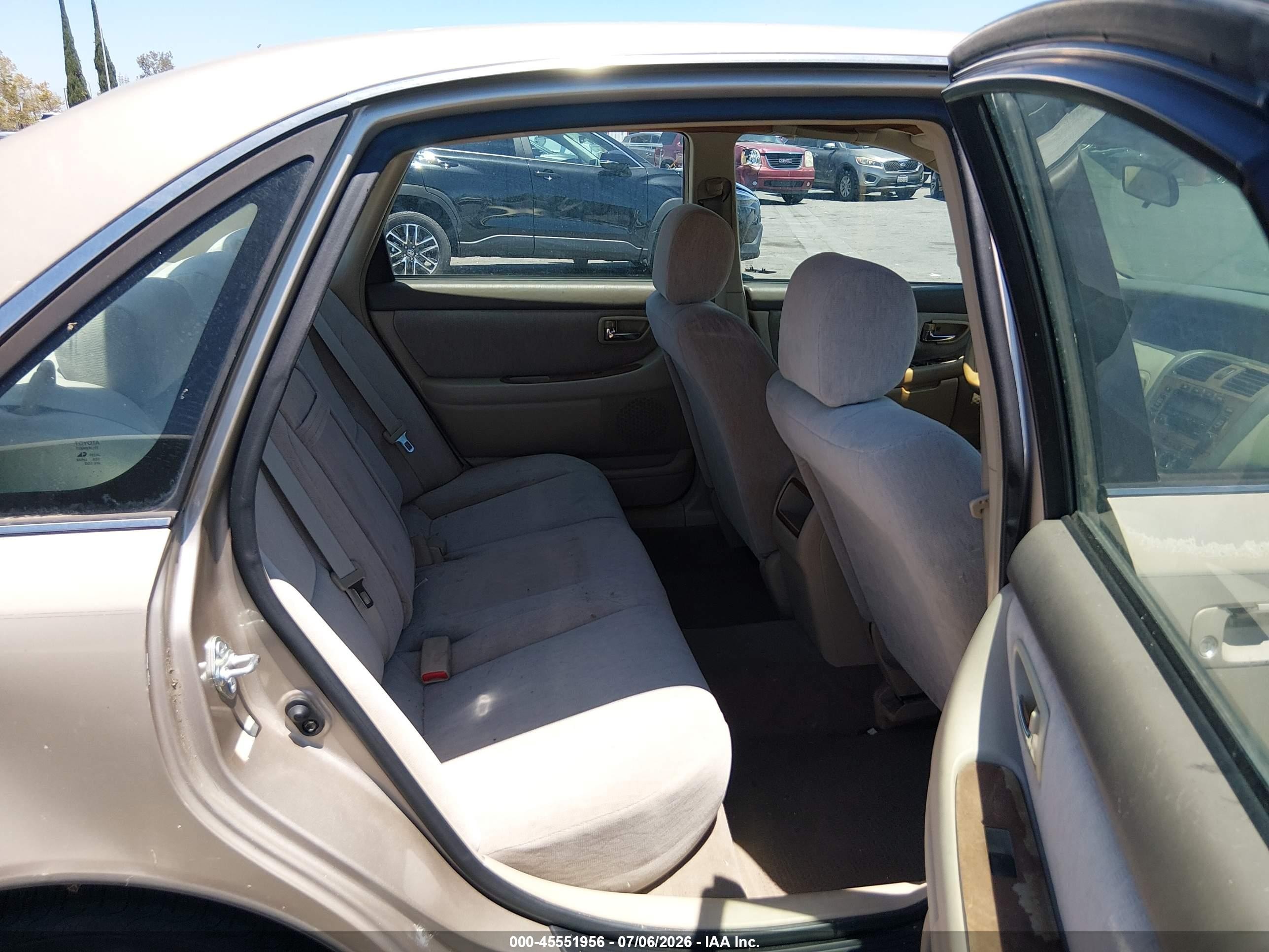 2002 Toyota Avalon Xl Золотой vin: 4T1BF28B72U239478