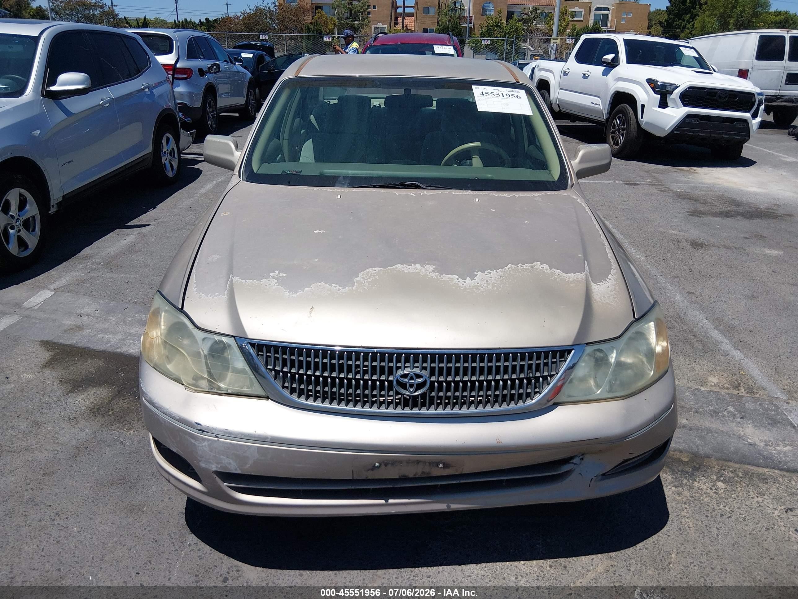 2002 Toyota Avalon Xl Золотой vin: 4T1BF28B72U239478