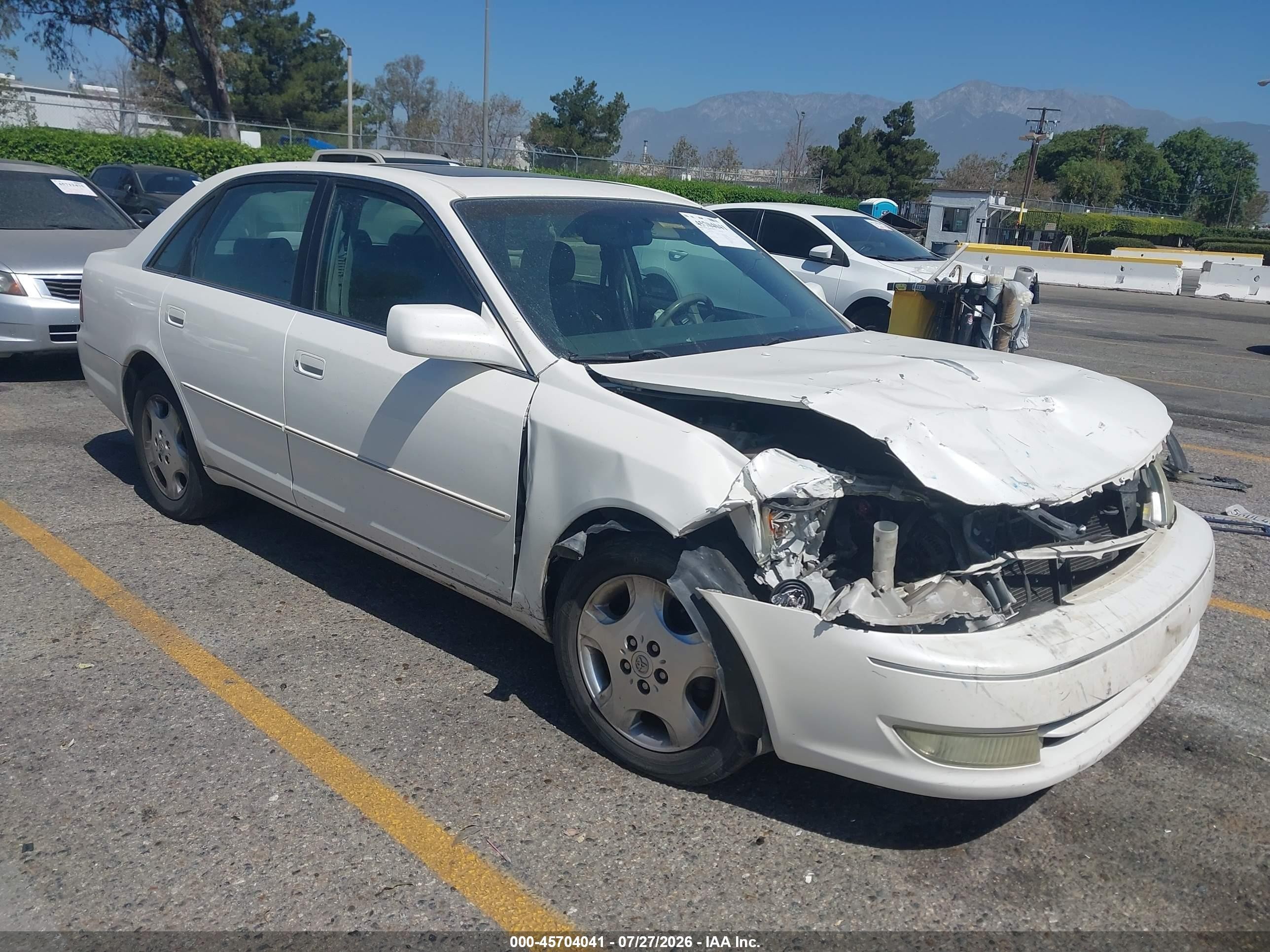 2004 Toyota Avalon Xls White vin: 4T1BF28B74U344718