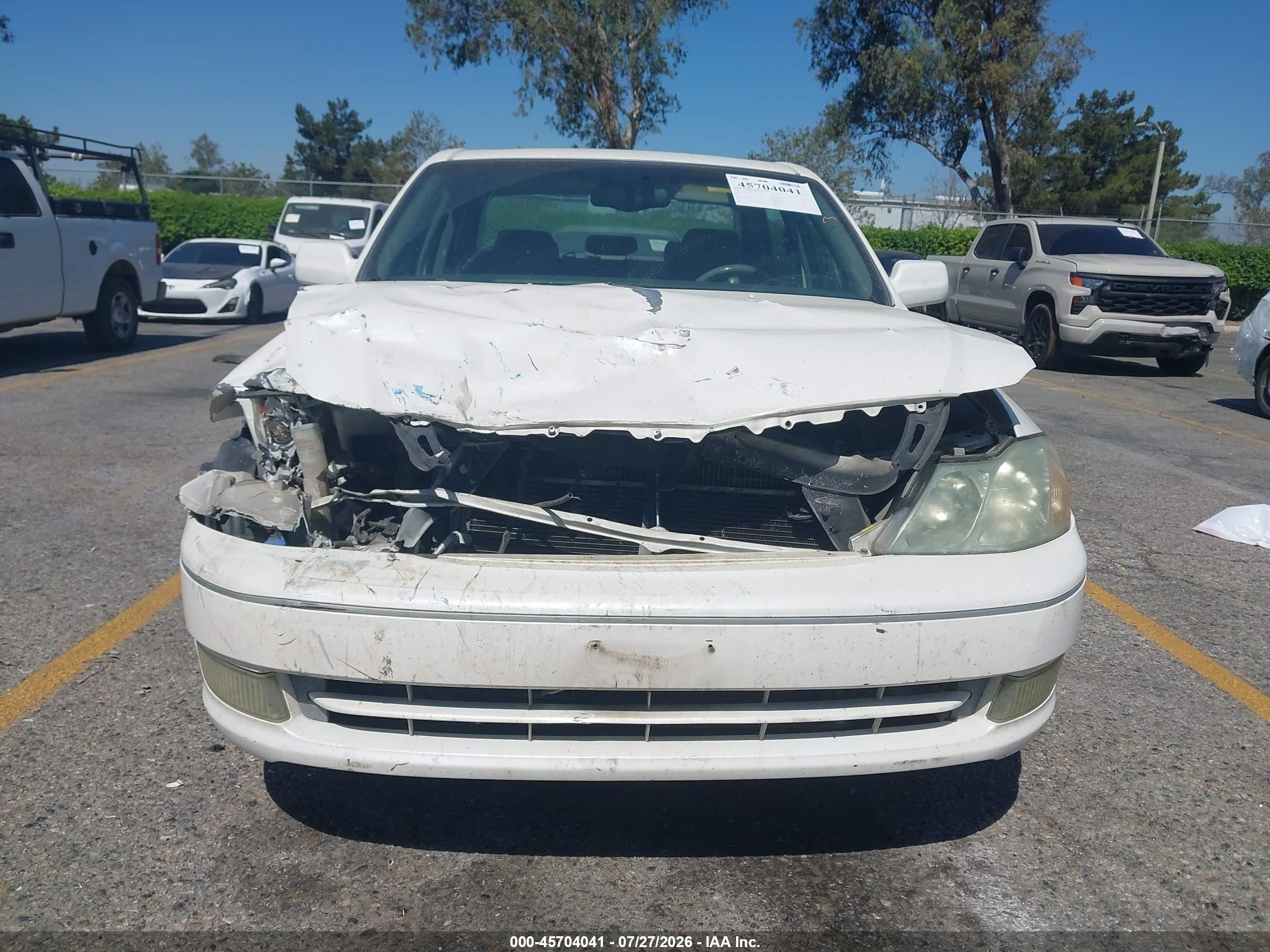 2004 Toyota Avalon Xls White vin: 4T1BF28B74U344718