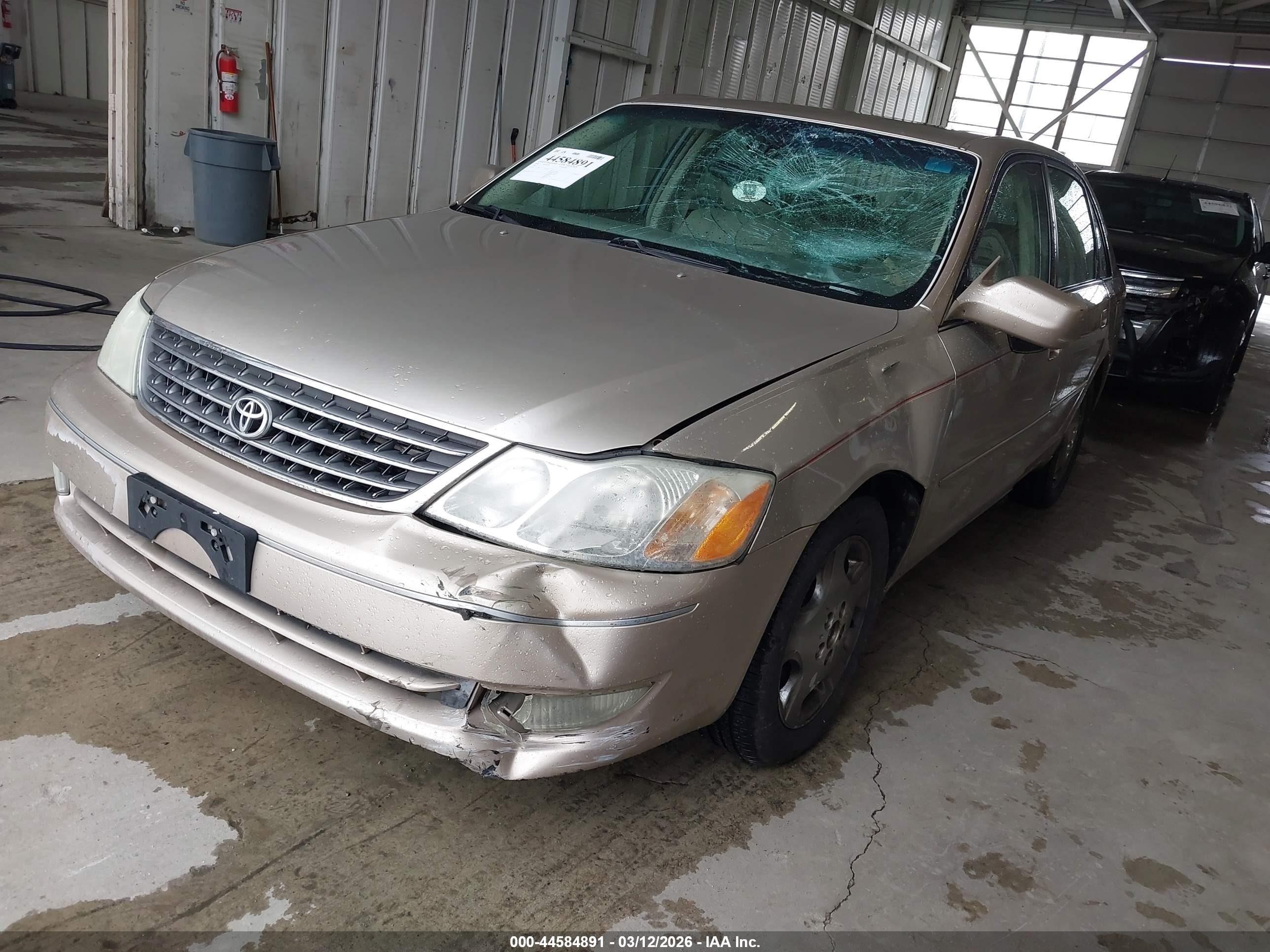 2004 Toyota Avalon Xl/xls Золотой vin: 4T1BF28B74U346355