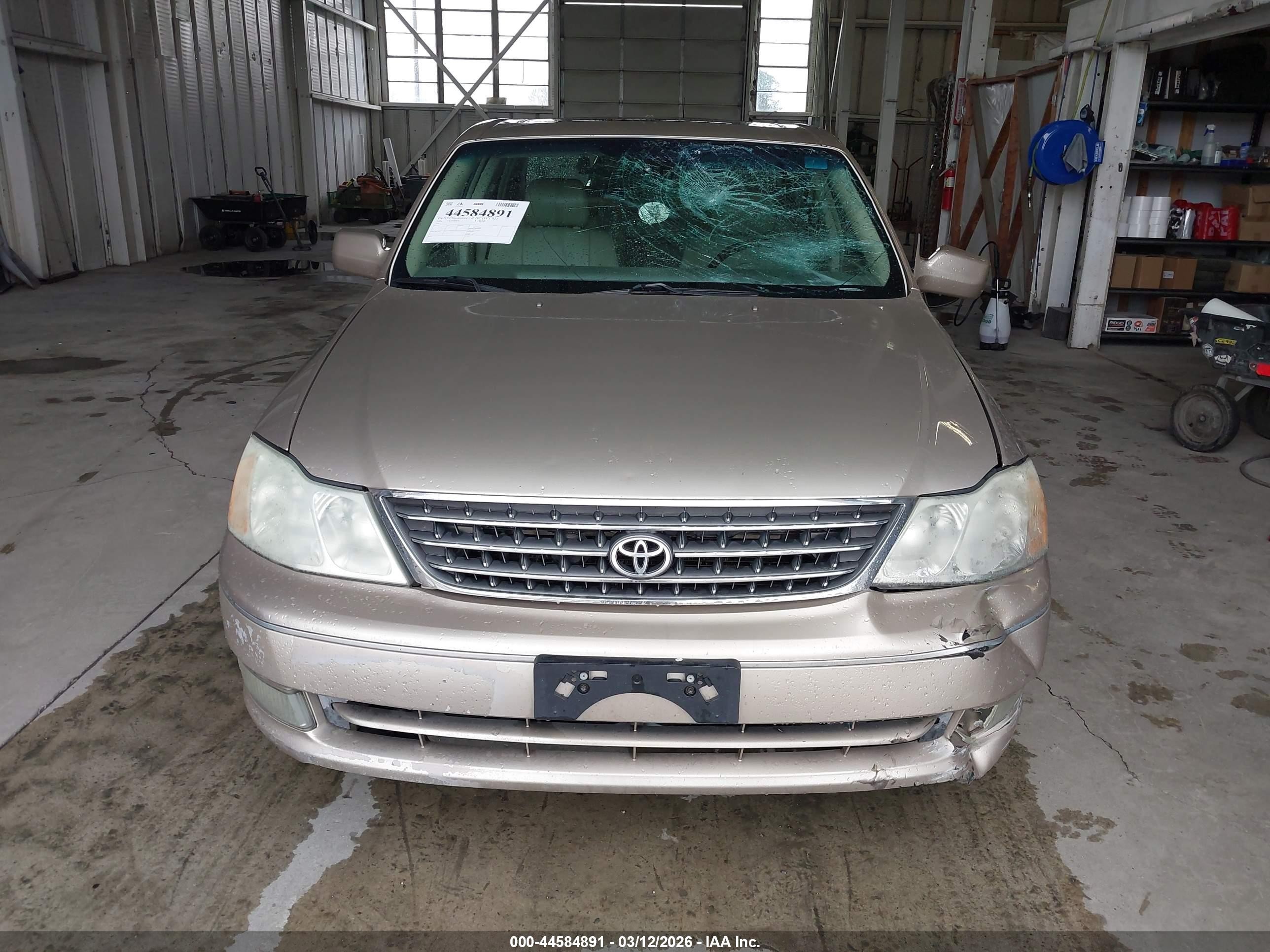 2004 Toyota Avalon Xl/xls Золотой vin: 4T1BF28B74U346355
