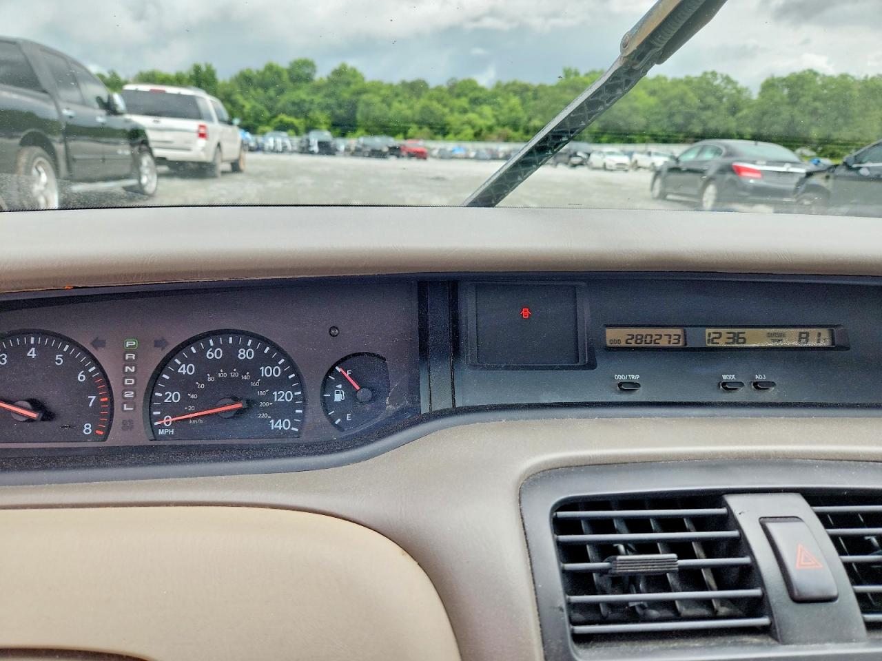 2004 Toyota Avalon Xl White vin: 4T1BF28B74U368145