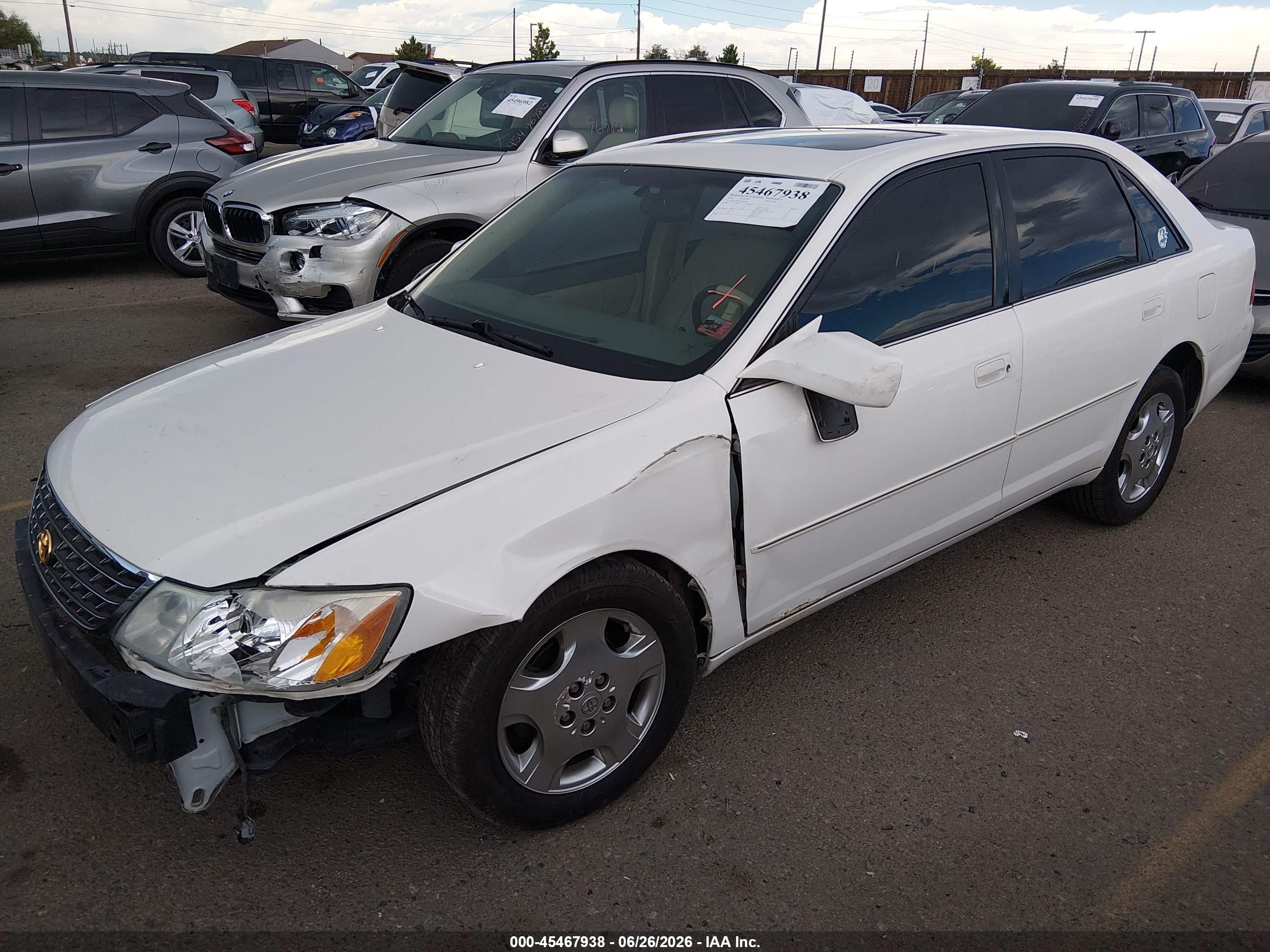 2004 Toyota Avalon Xls White vin: 4T1BF28B74U384703