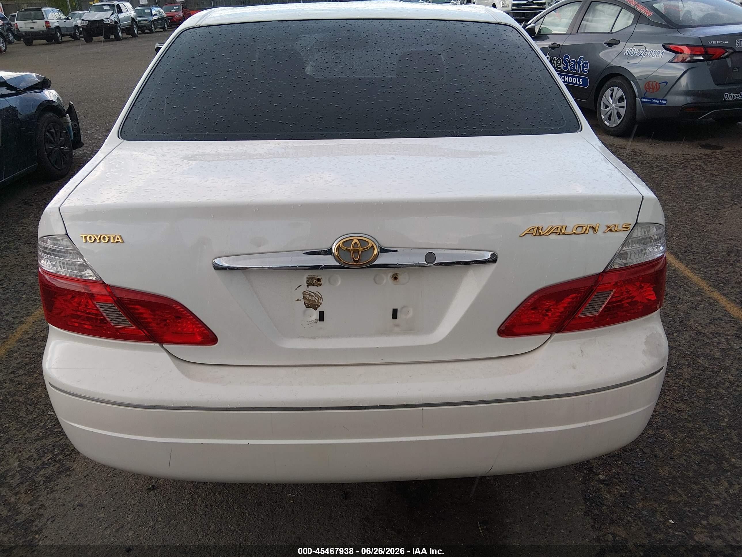 2004 Toyota Avalon Xls White vin: 4T1BF28B74U384703
