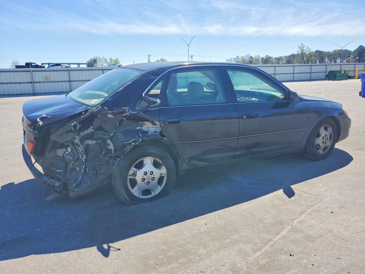 2004 Toyota Avalon Xls Black vin: 4T1BF28B74U385799