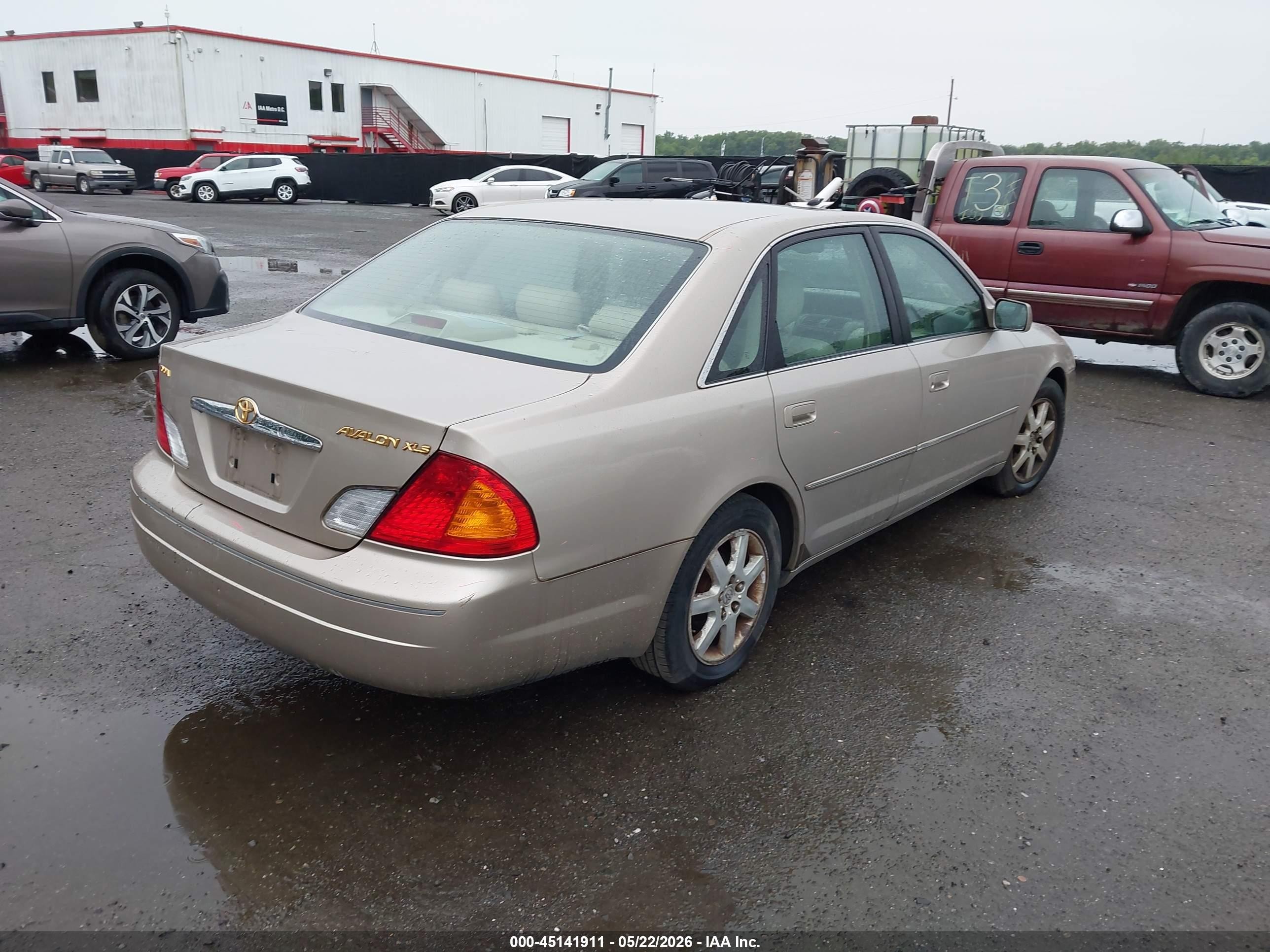 2000 Toyota Avalon Xls Gold vin: 4T1BF28B7YU007648