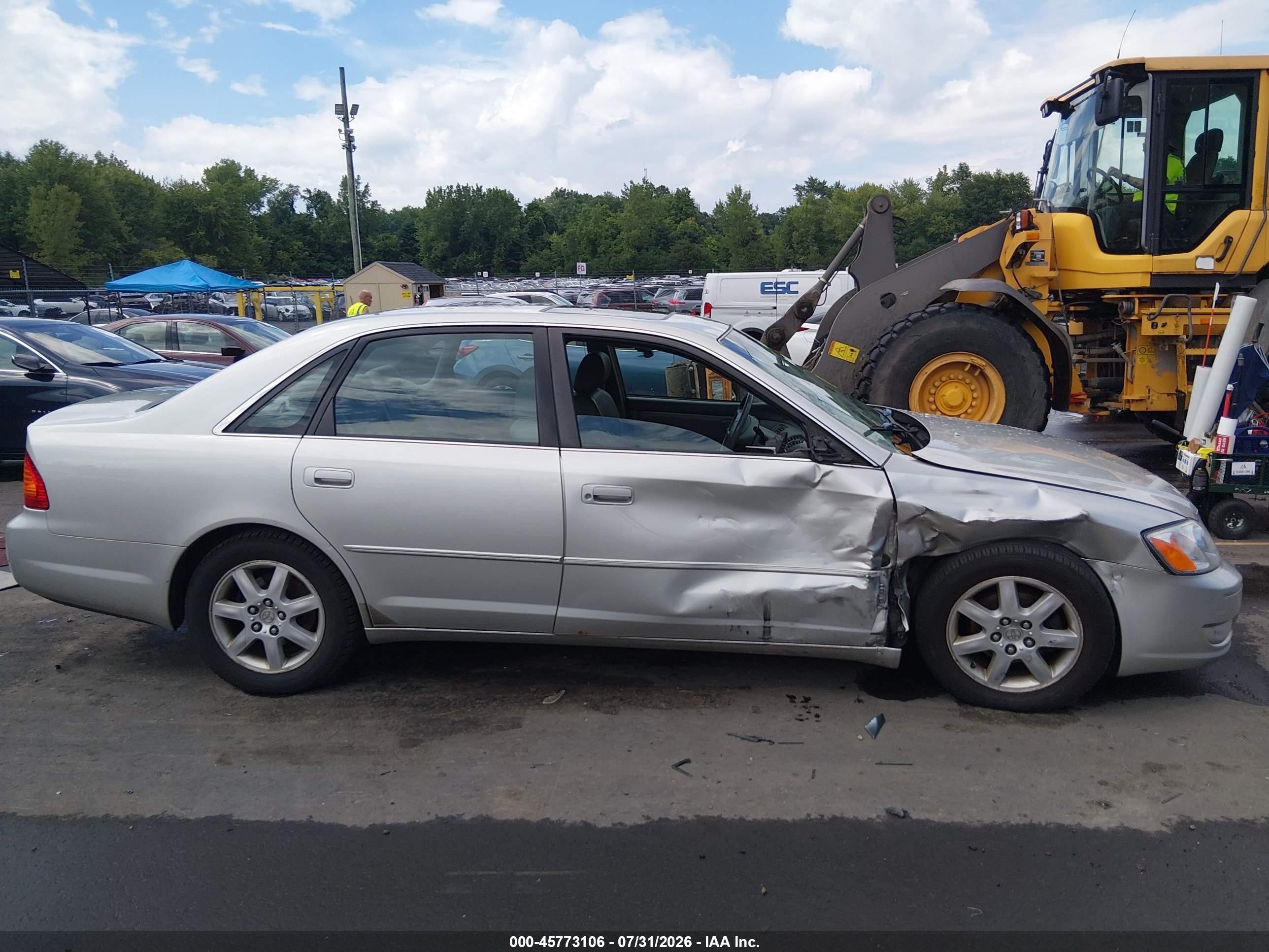 2000 Toyota Avalon Xls Silver vin: 4T1BF28B7YU039404