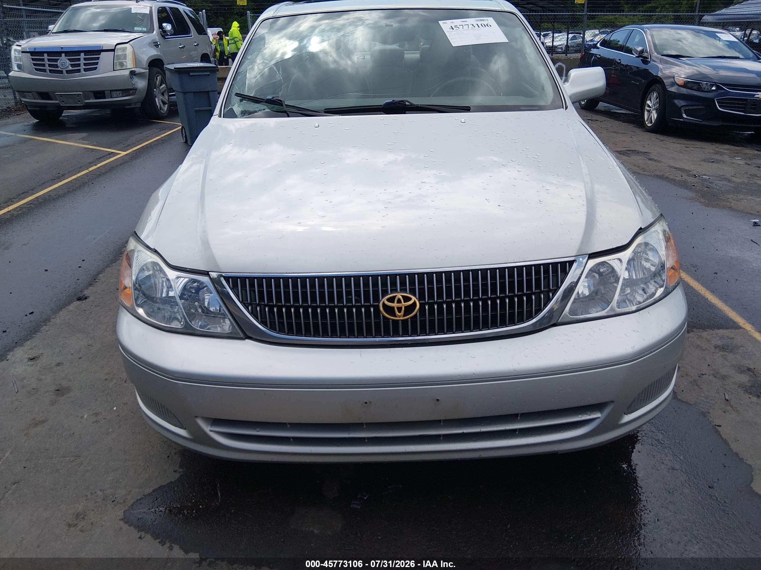 2000 Toyota Avalon Xls Silver vin: 4T1BF28B7YU039404