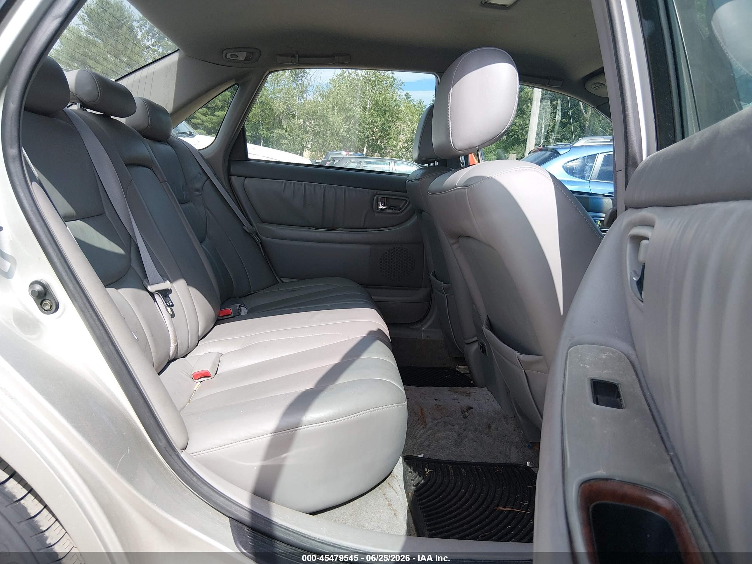 2000 Toyota Avalon Xls Серебряный vin: 4T1BF28B7YU083340