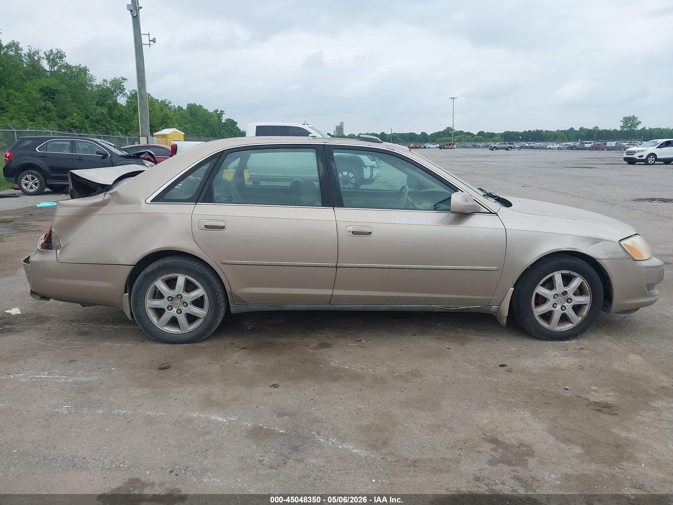 2000 Toyota Avalon Xls Tan vin: 4T1BF28B7YU098419
