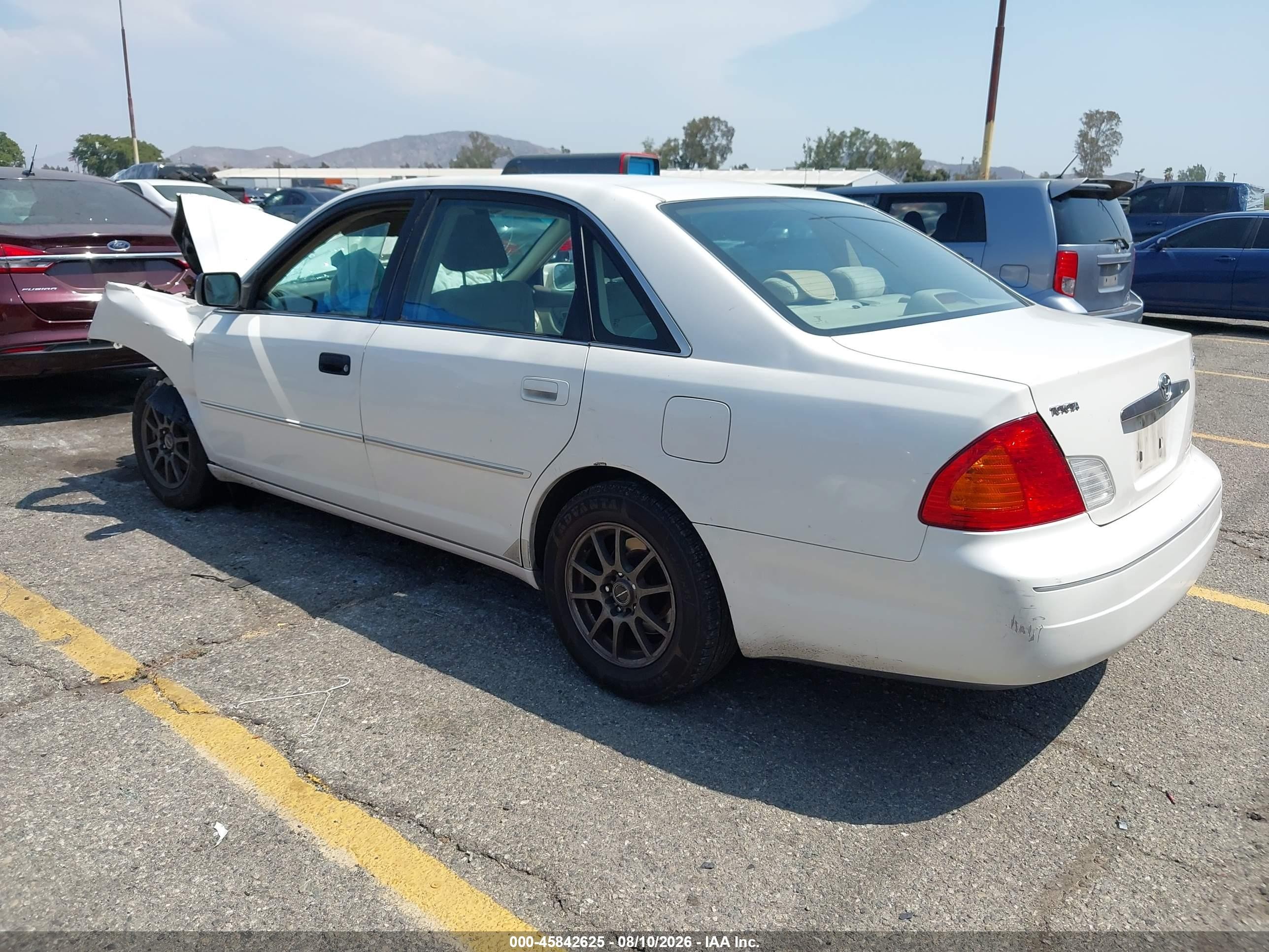 2001 Toyota Avalon Xl White vin: 4T1BF28B81U129635