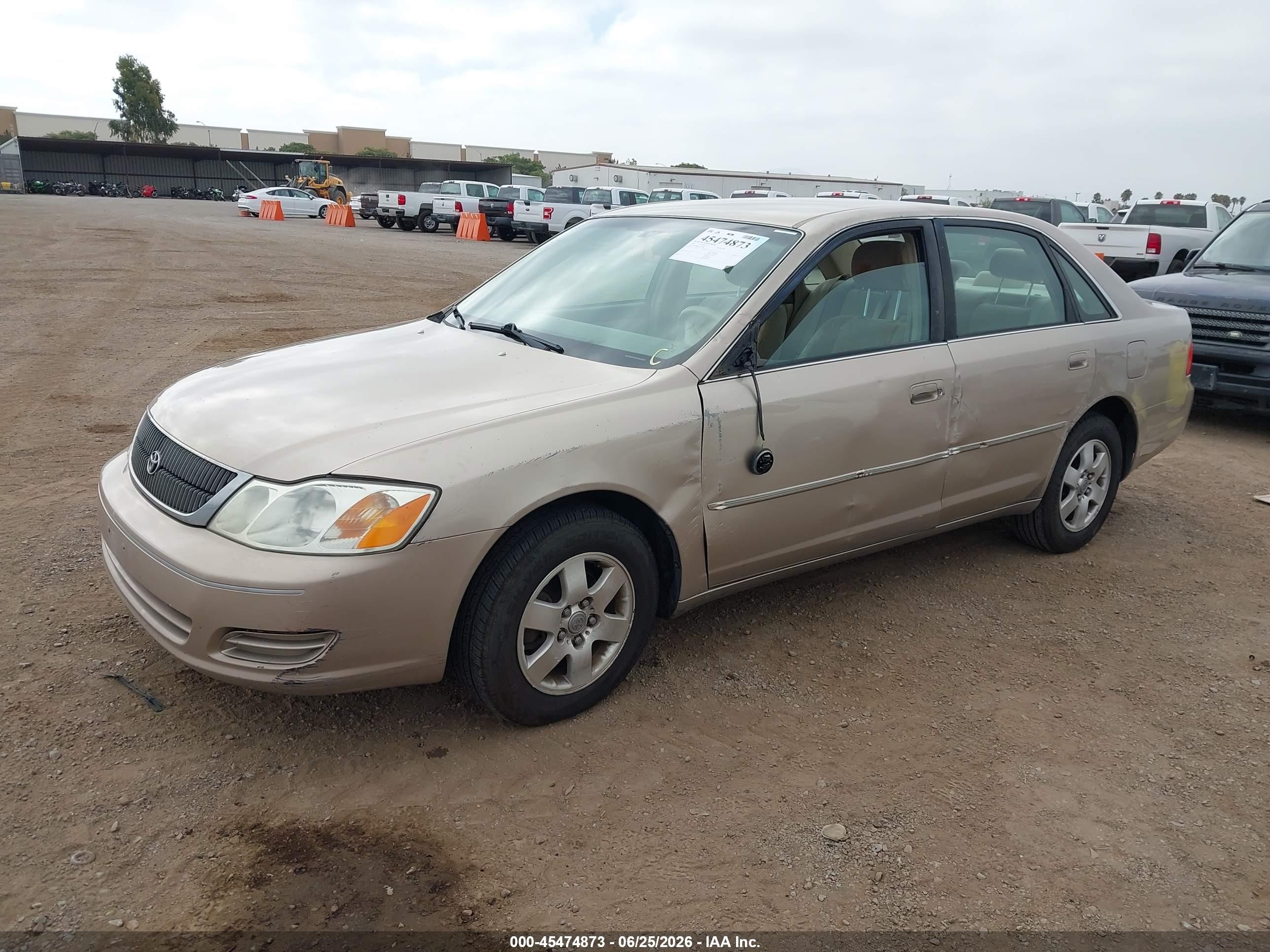 2002 Toyota Avalon Xl Бежевый vin: 4T1BF28B82U203248