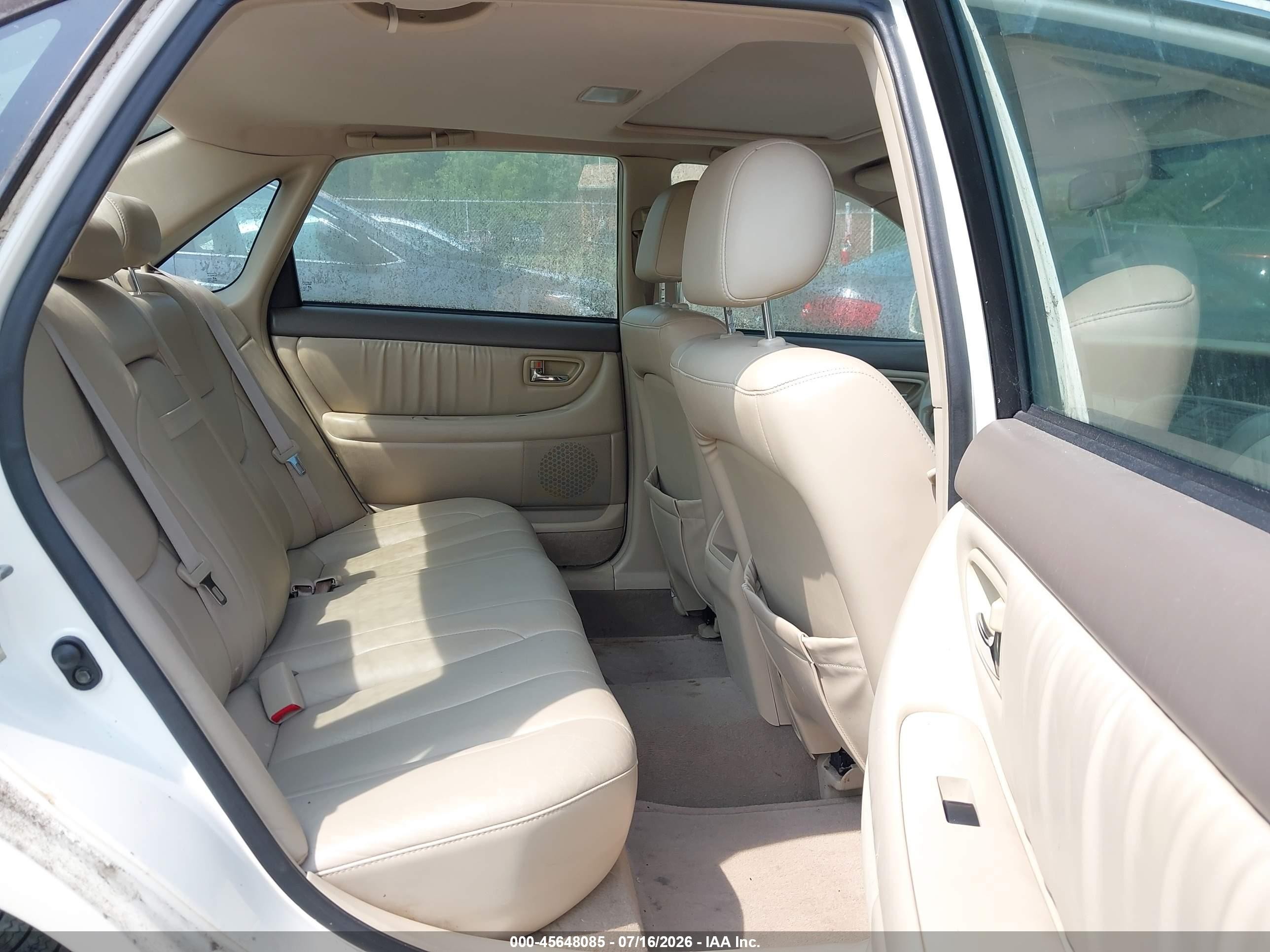 2002 Toyota Avalon Xl White vin: 4T1BF28B82U218137