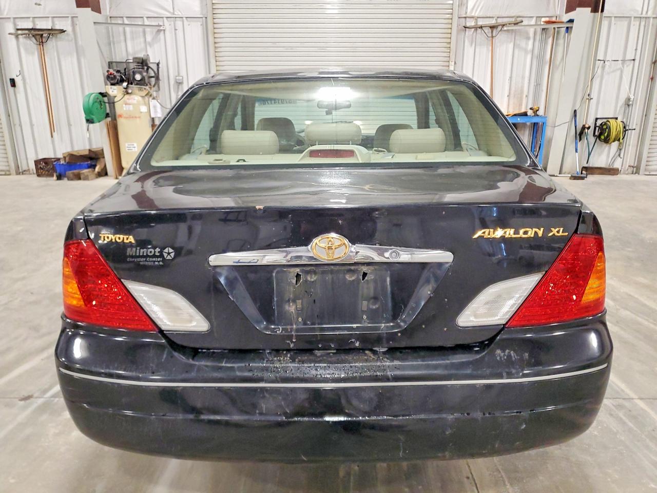 2002 Toyota Avalon Xl Black vin: 4T1BF28B82U222396