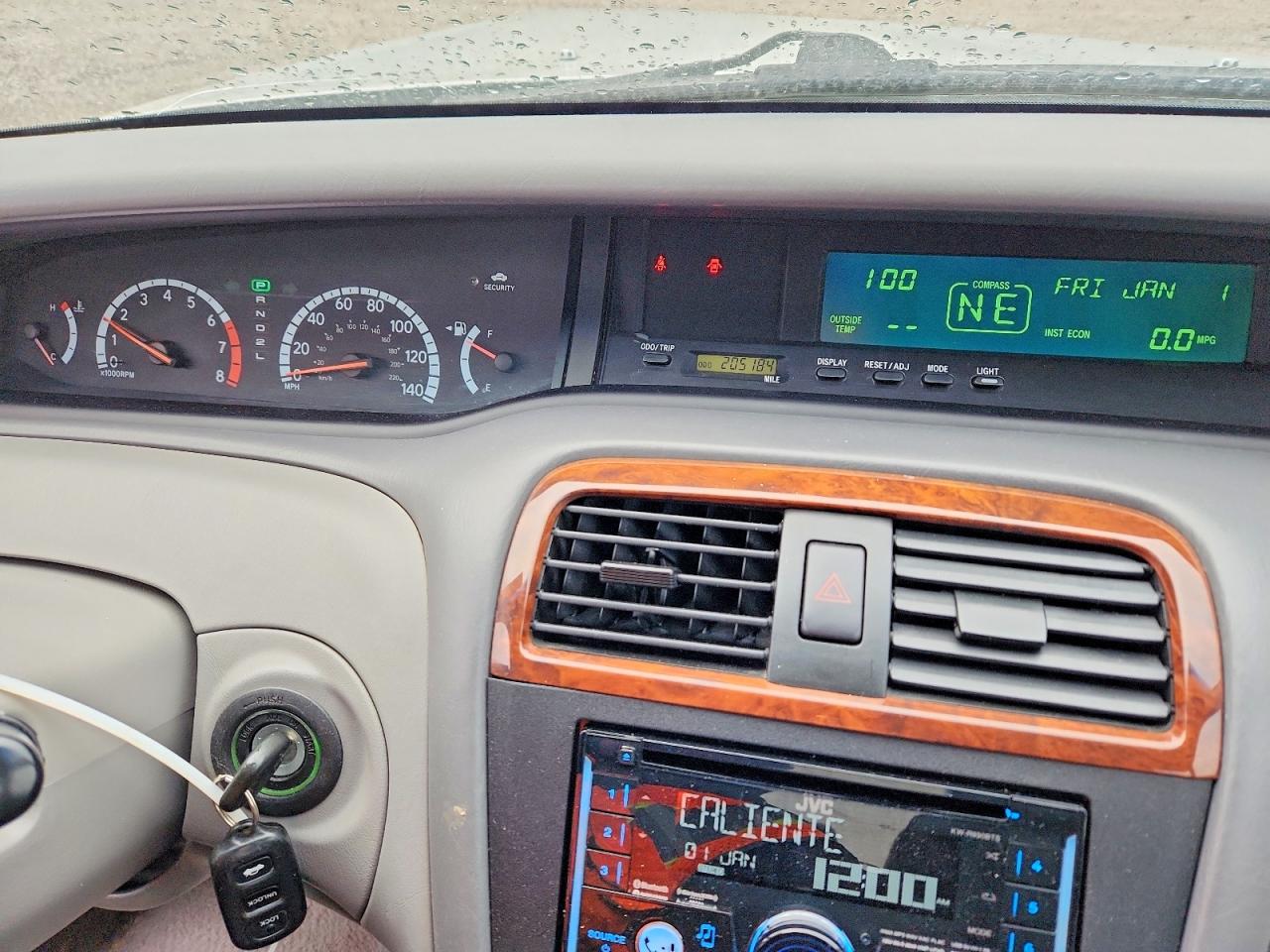 2002 Toyota Avalon Xls Серебряный vin: 4T1BF28B82U225637