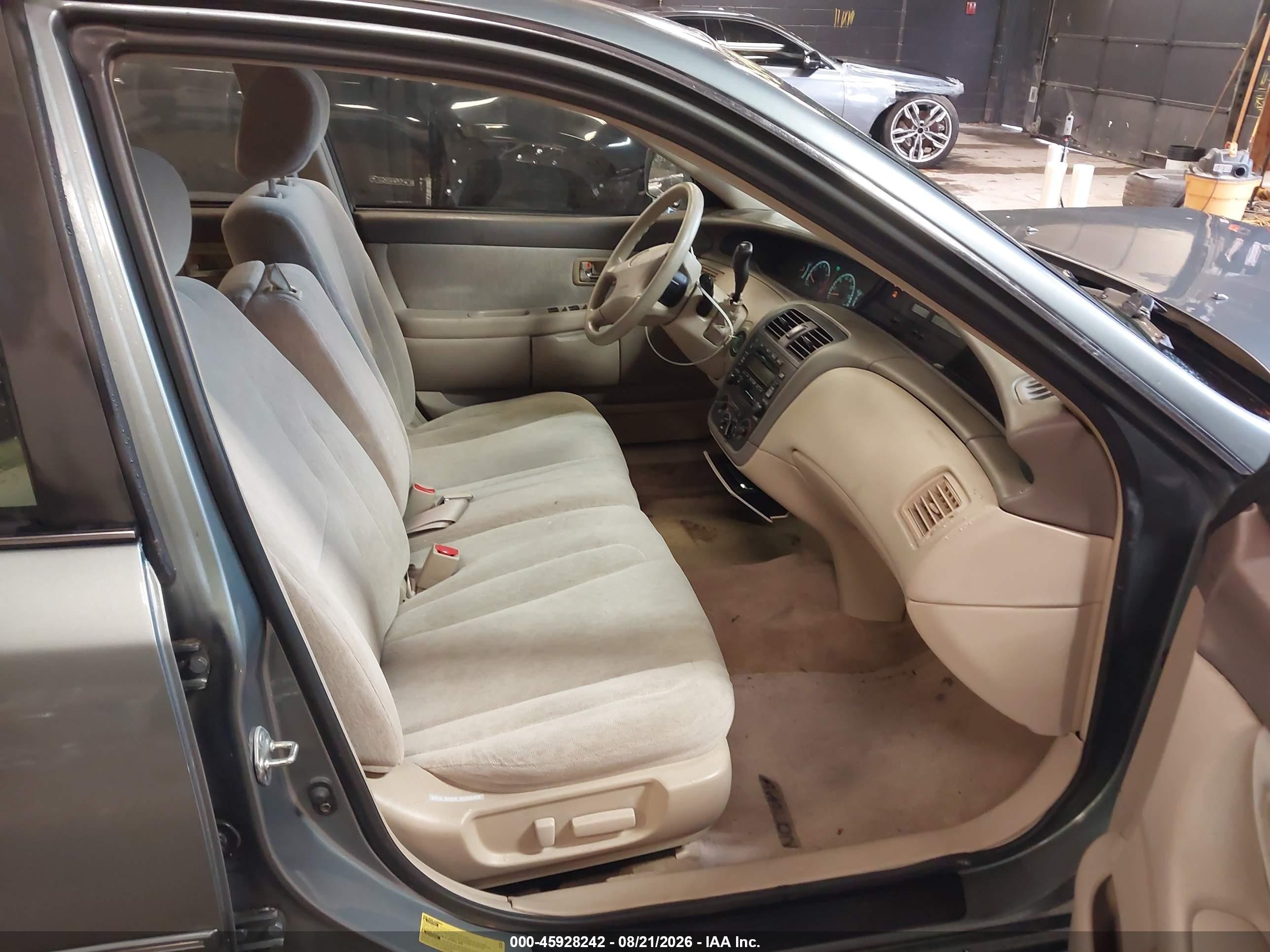 2000 Toyota Avalon Xl Серый vin: 4T1BF28B8YU031019