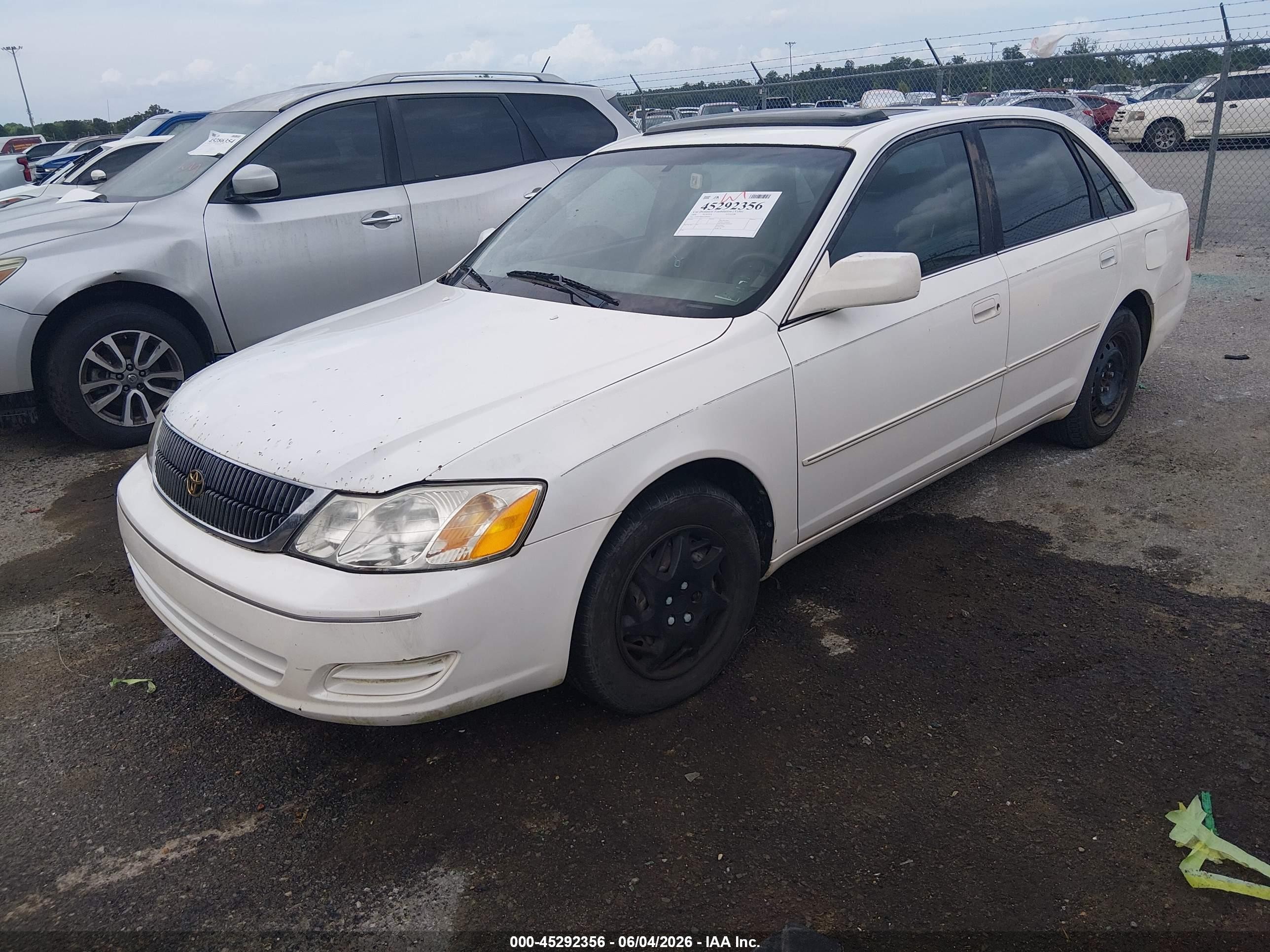 2000 Toyota Avalon Xl White vin: 4T1BF28B8YU044563