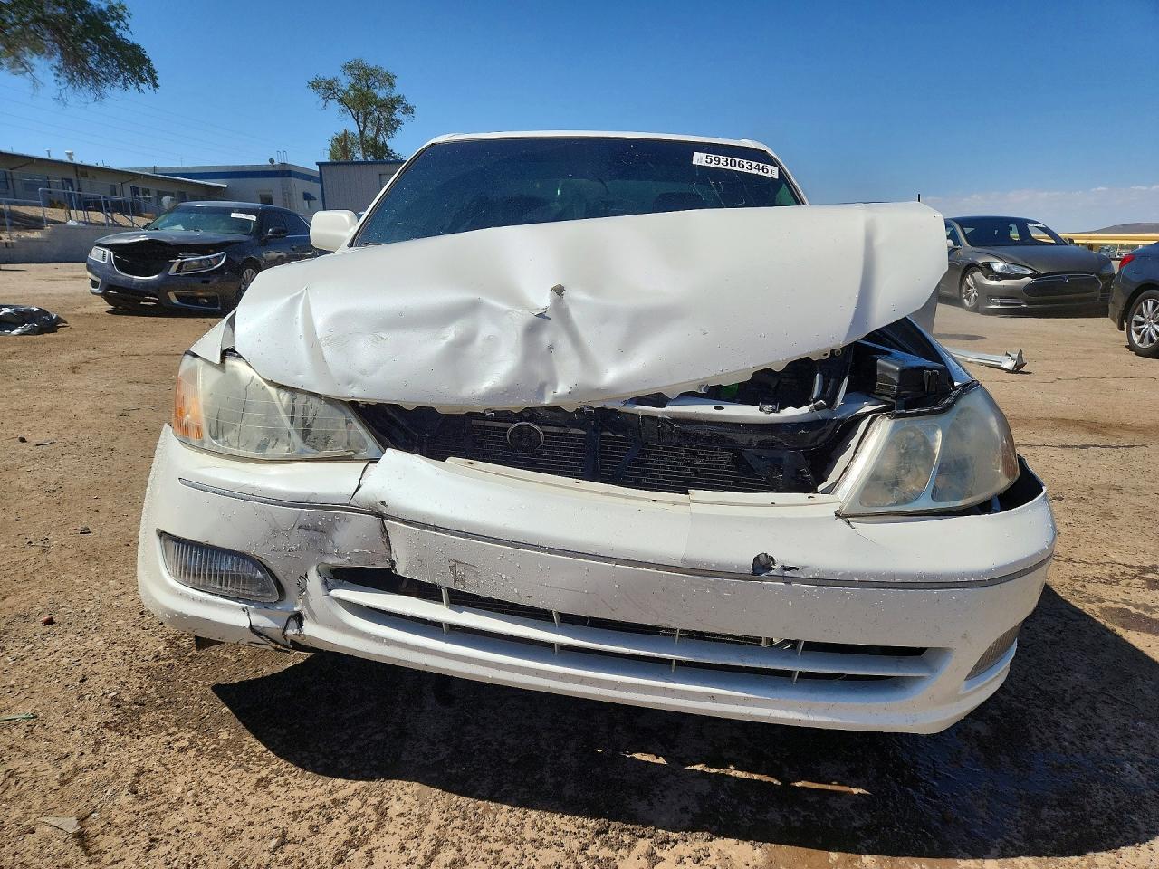 2000 Toyota Avalon Xls White vin: 4T1BF28B8YU081273