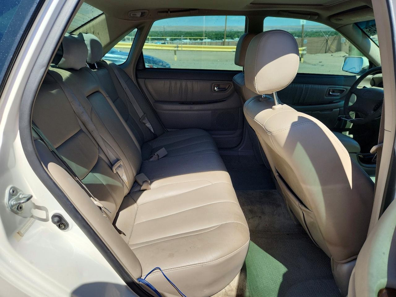 2000 Toyota Avalon Xls White vin: 4T1BF28B8YU081273