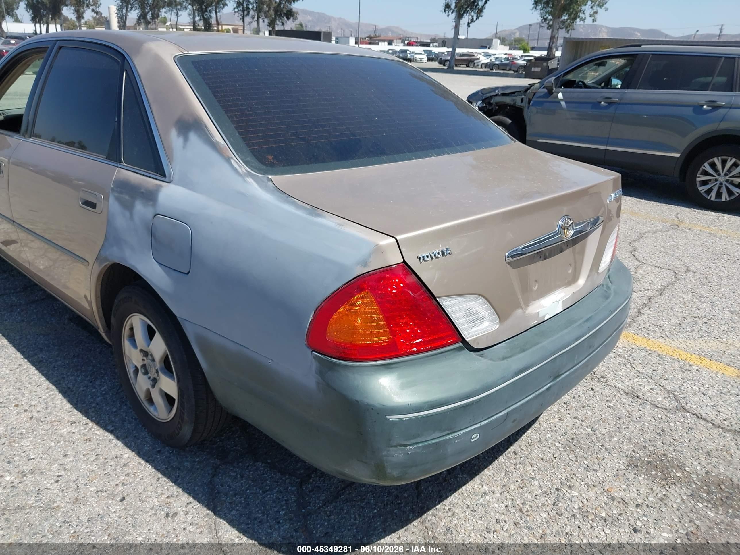 2001 Toyota Avalon Xl Gold vin: 4T1BF28B91U139462