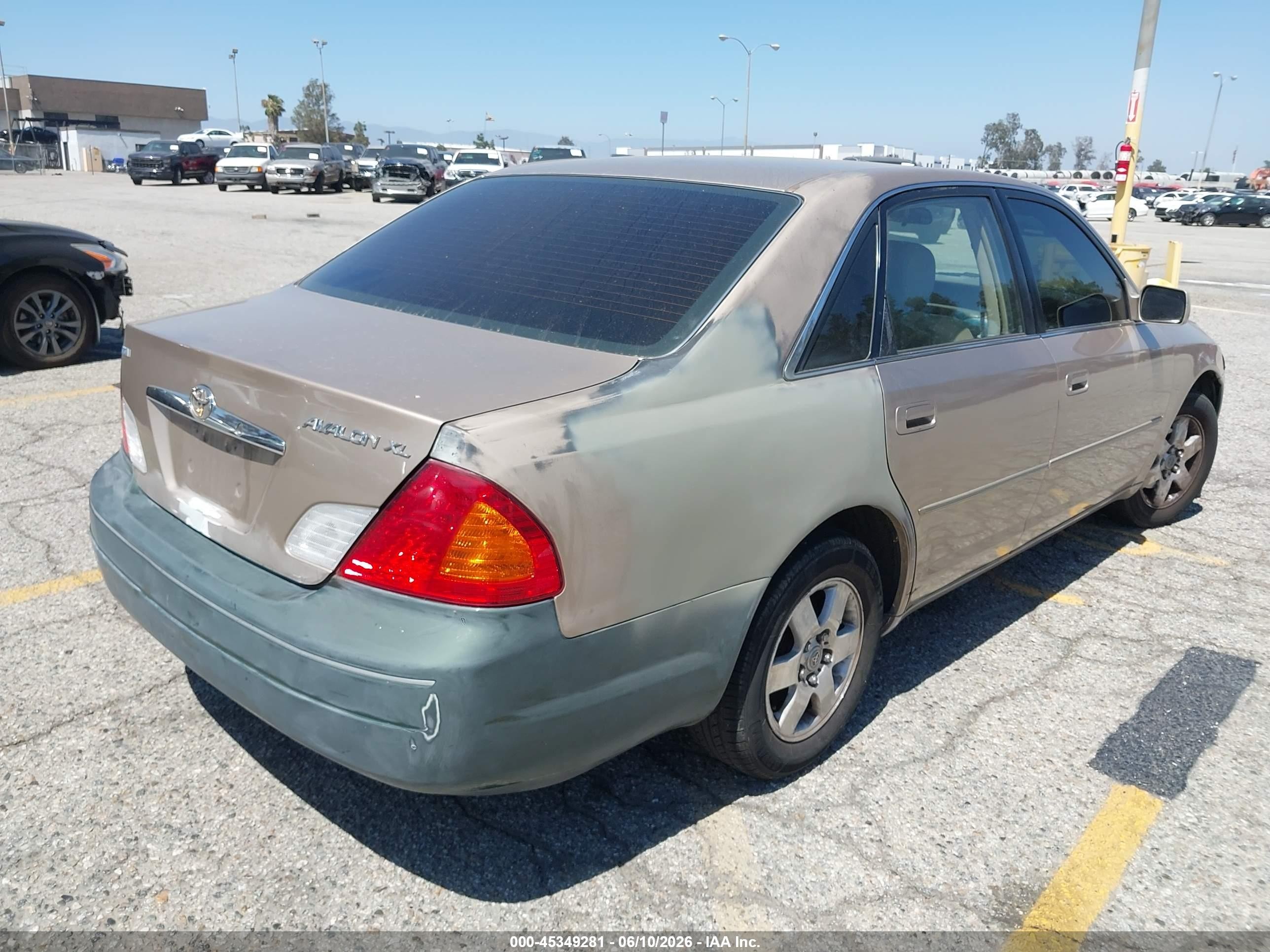 2001 Toyota Avalon Xl Gold vin: 4T1BF28B91U139462