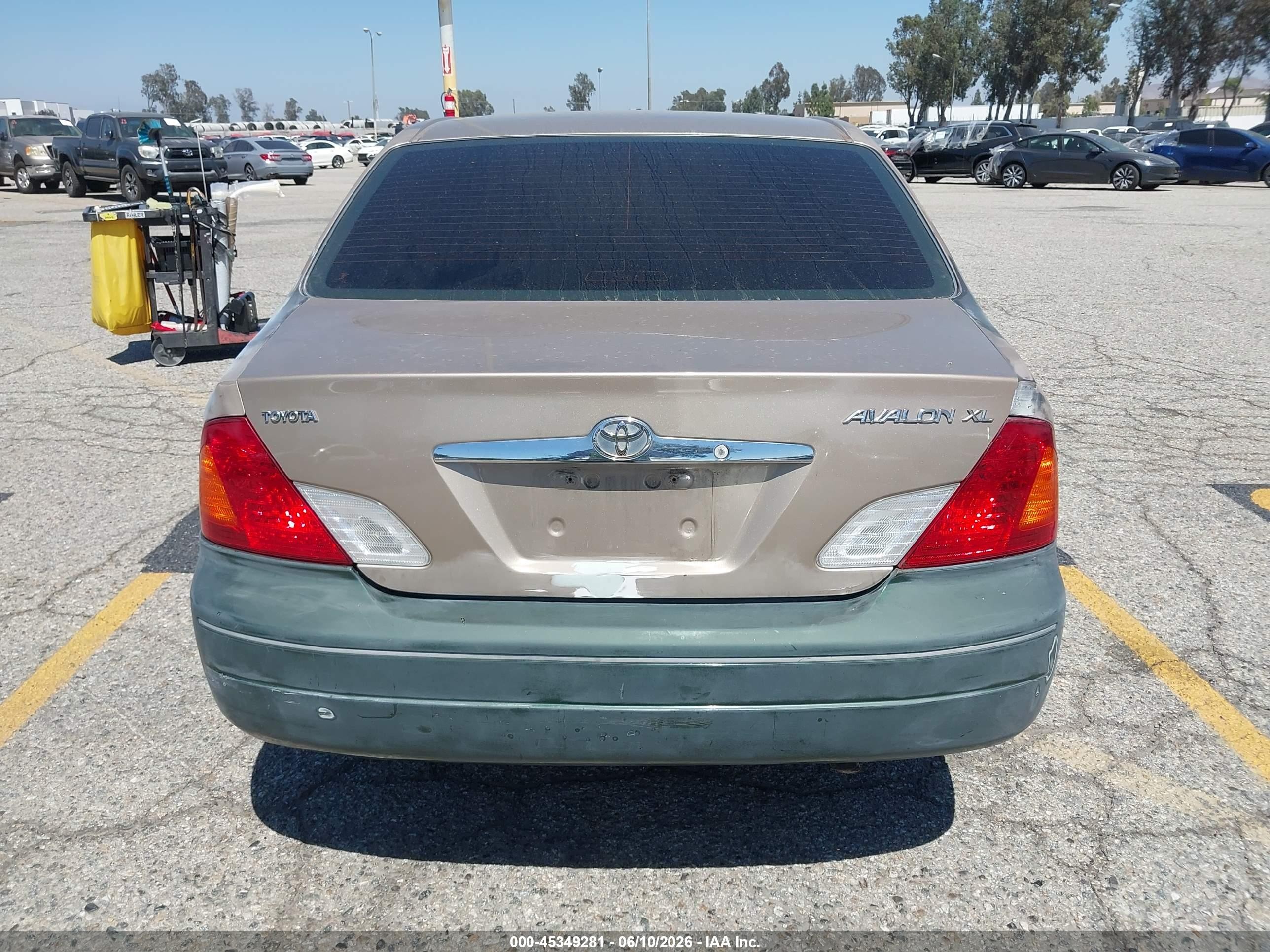 2001 Toyota Avalon Xl Gold vin: 4T1BF28B91U139462