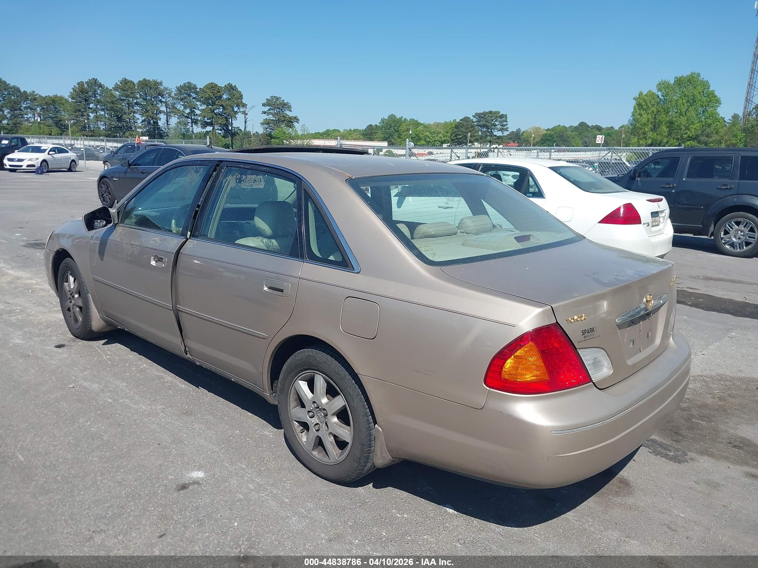 2001 Toyota Avalon Xls Золотой vin: 4T1BF28B91U174860