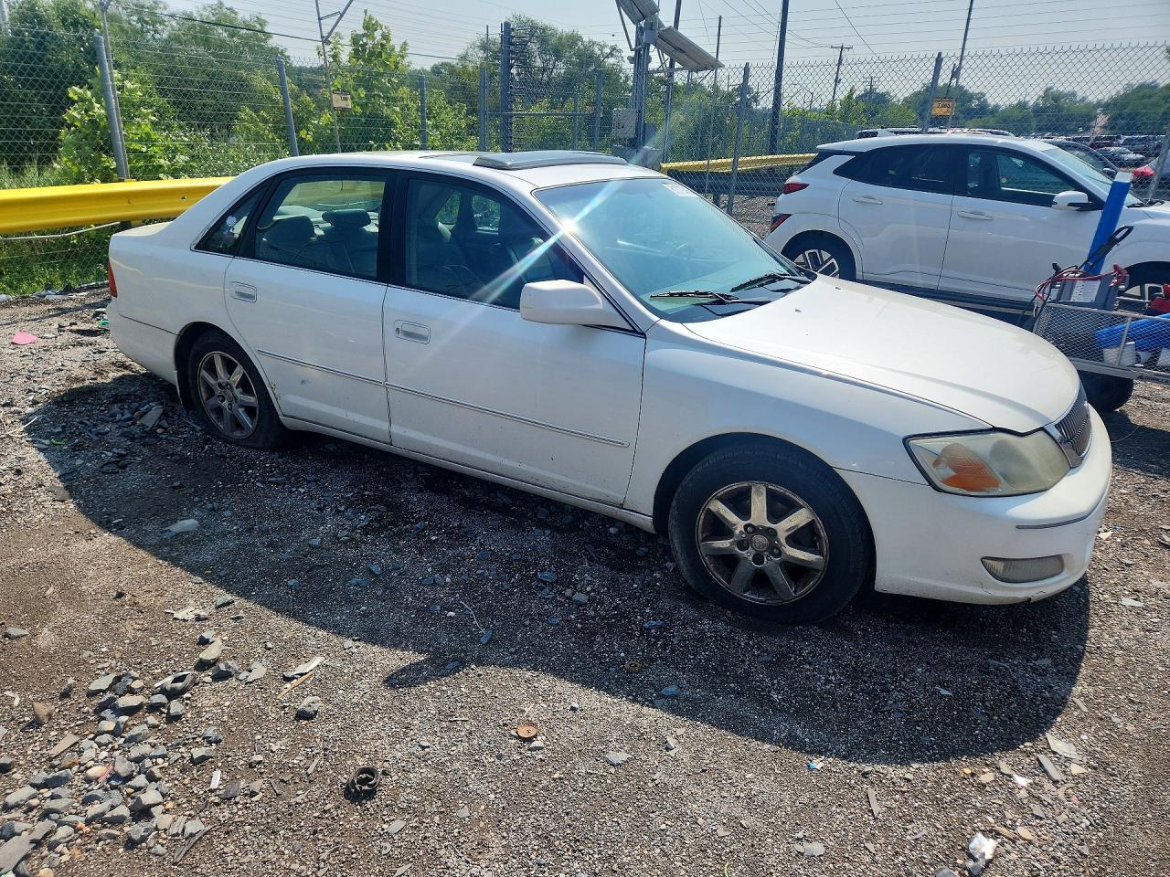 2002 Toyota Avalon Xls Белый vin: 4T1BF28B92U210256