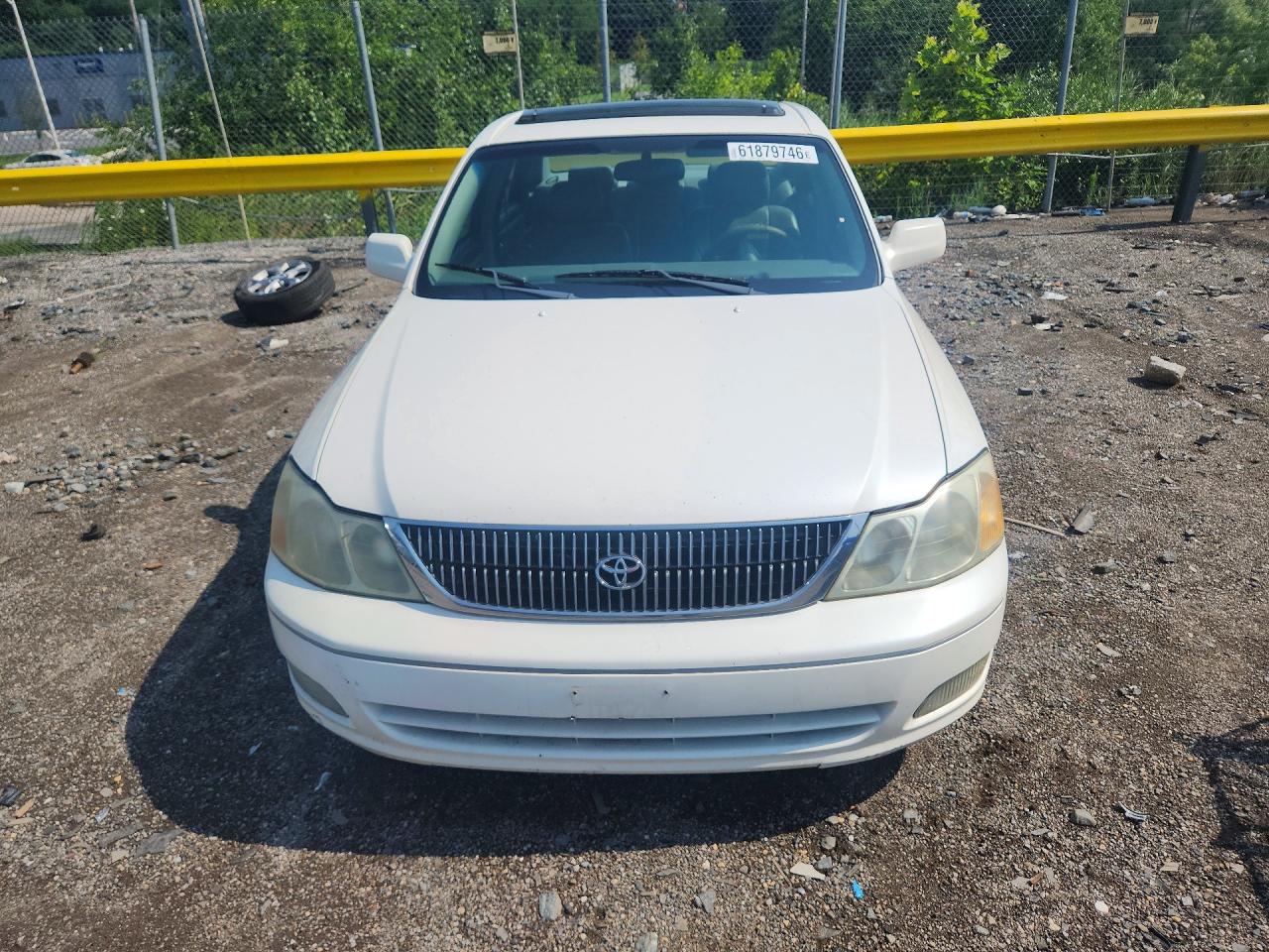 2002 Toyota Avalon Xls Белый vin: 4T1BF28B92U210256