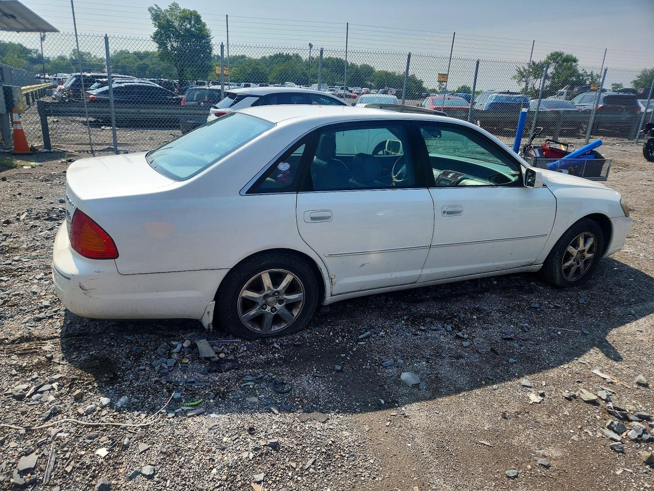 2002 Toyota Avalon Xls Белый vin: 4T1BF28B92U210256