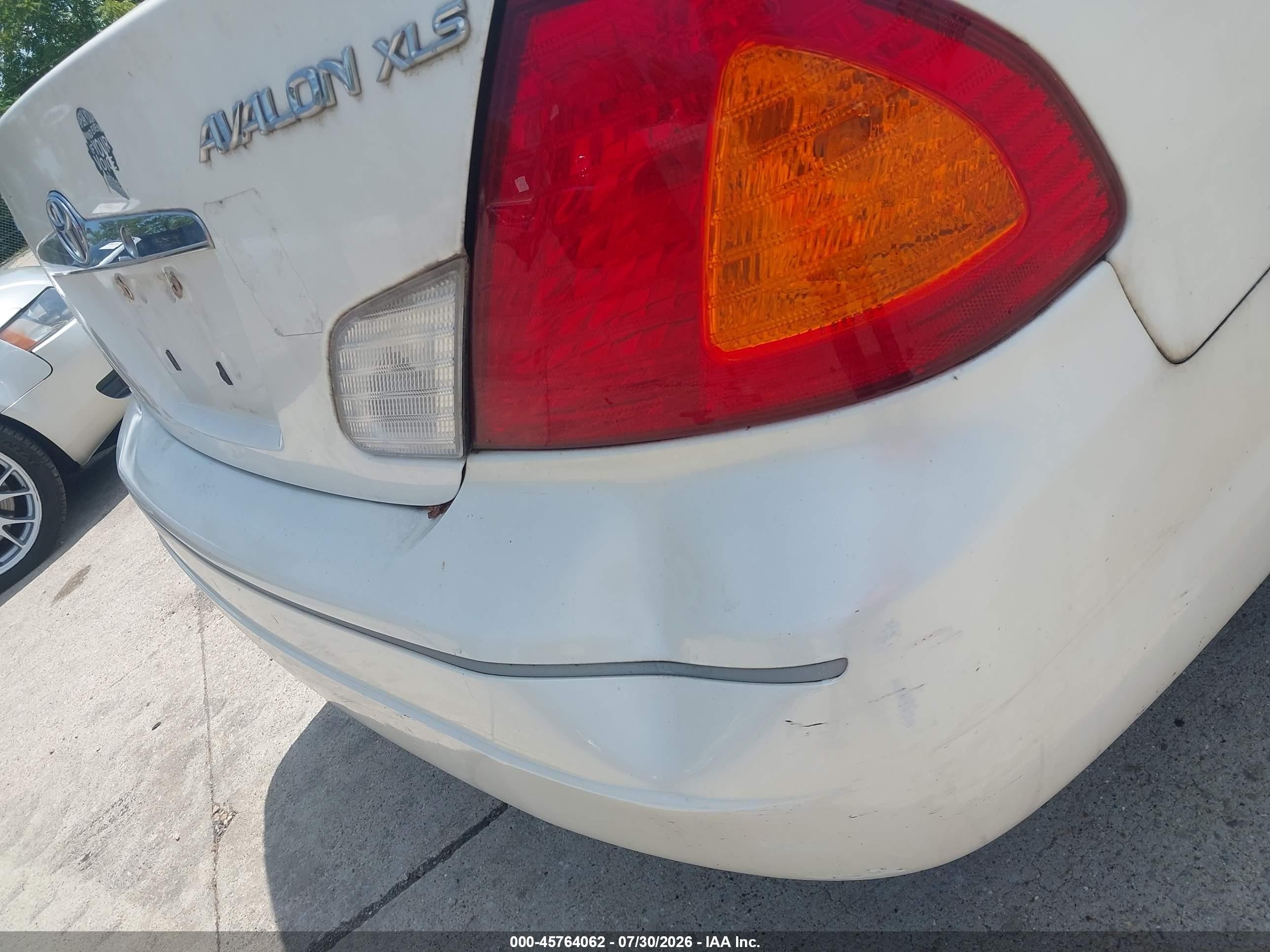 2002 Toyota Avalon Xl/xls White vin: 4T1BF28B92U240714
