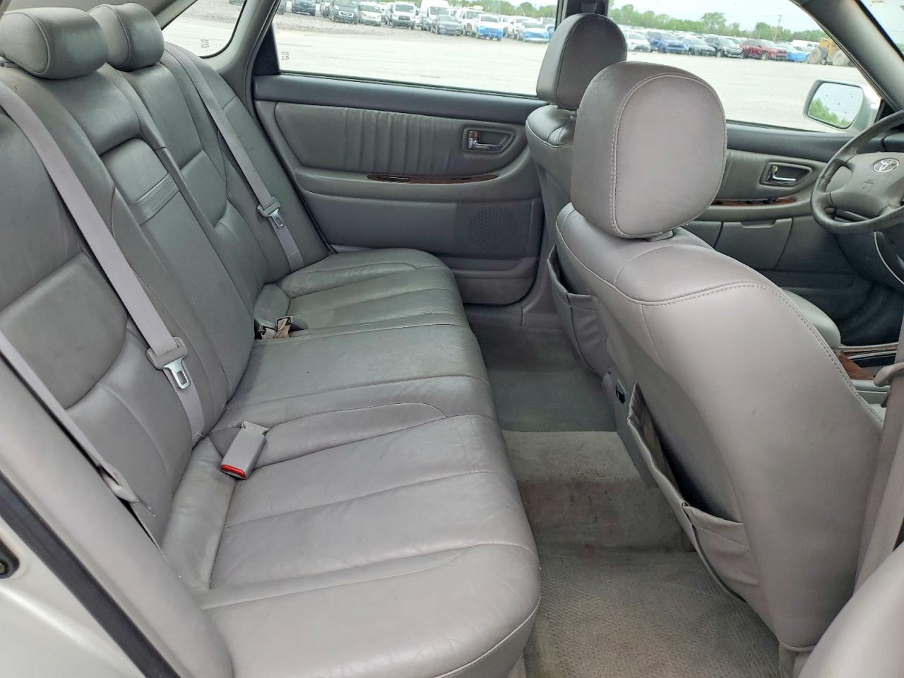 2002 Toyota Avalon Silver vin: 4T1BF28B92U252880