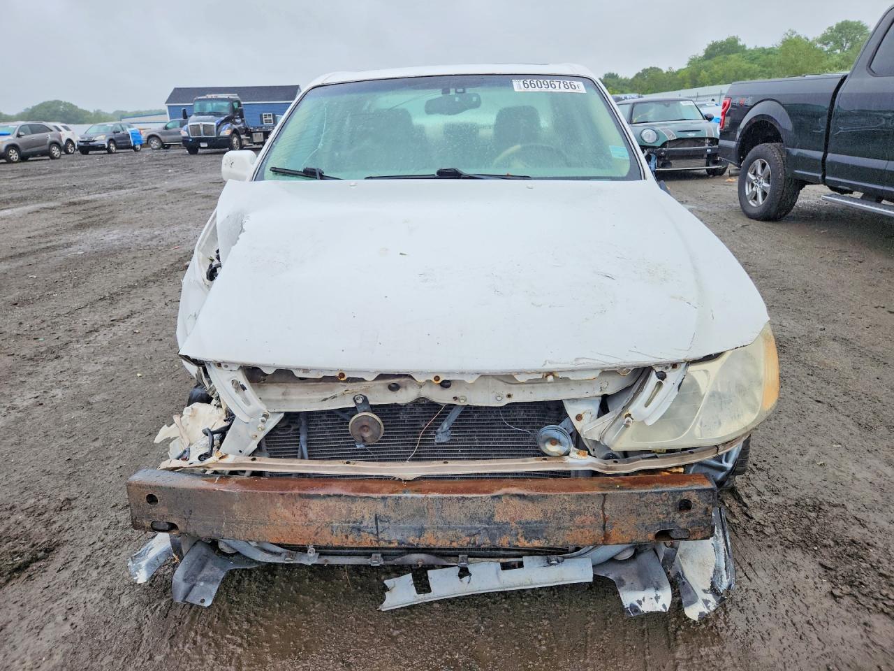2003 Toyota Avalon Xls White vin: 4T1BF28B93U331712